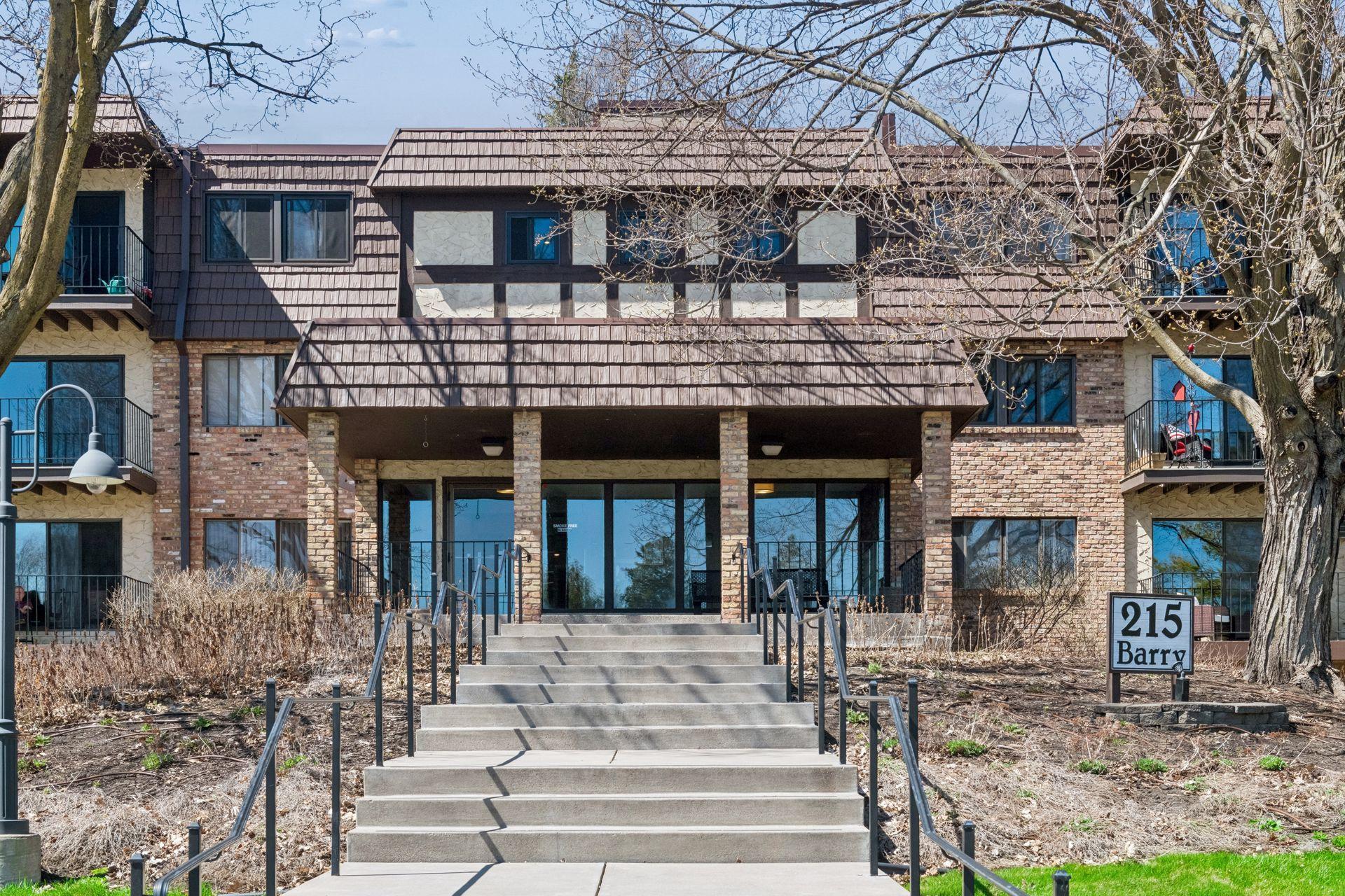 215 Barry Avenue APT 202 Wayzata Minnesota United States, for Sale, residential, Kathy Sawicki, Coldwell Banker Realty