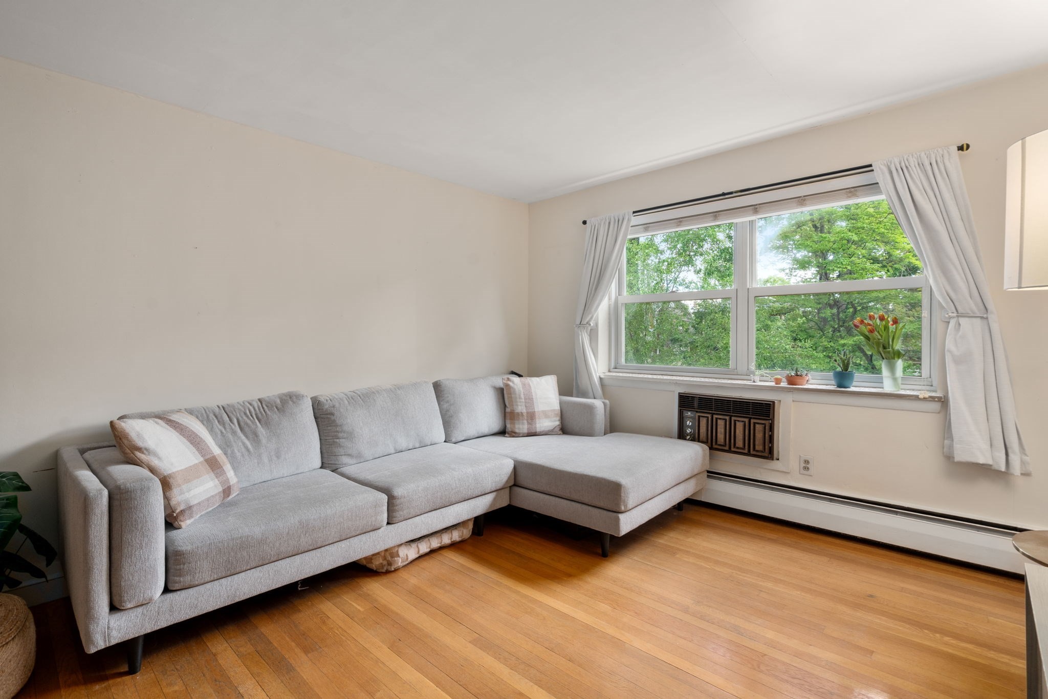 14 Commonwealth Court  UNIT 11 Boston Massachusetts United States, for Rent, residential,  , The Edwards Realty Team - Barrett Sotheby's International Realty