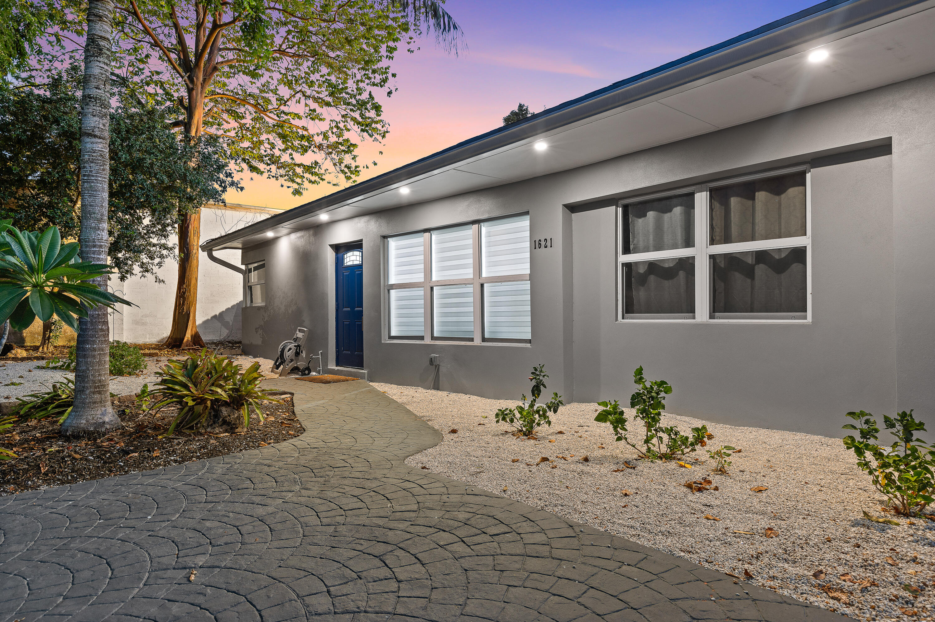 1621 NE 1ST Avenue Pompano Beach Florida United States, for Sale, residential, Jonathan BJ Hayes, Real Broker LLC
