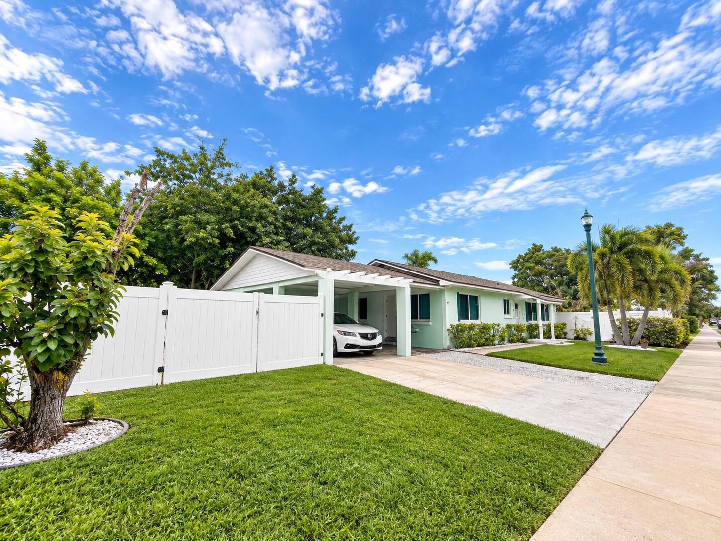 601 SE 3RD Avenue Delray Beach Florida United States, for Rent, residential, Arlene   Toolsie  , Re/Max Direct