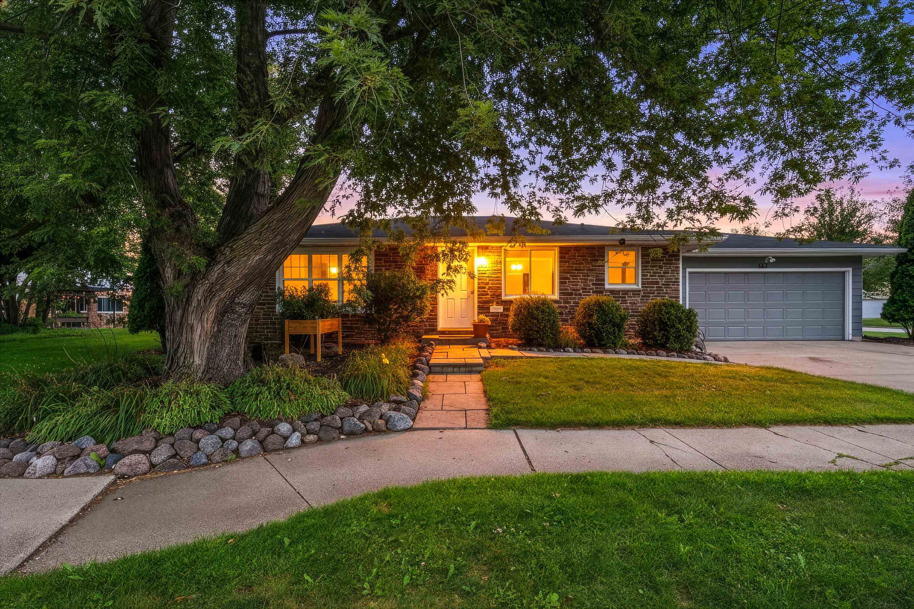 135 S PLATTEN Street Green Bay Wisconsin United States, for Sale, residential,  , Fireside Realty LLC