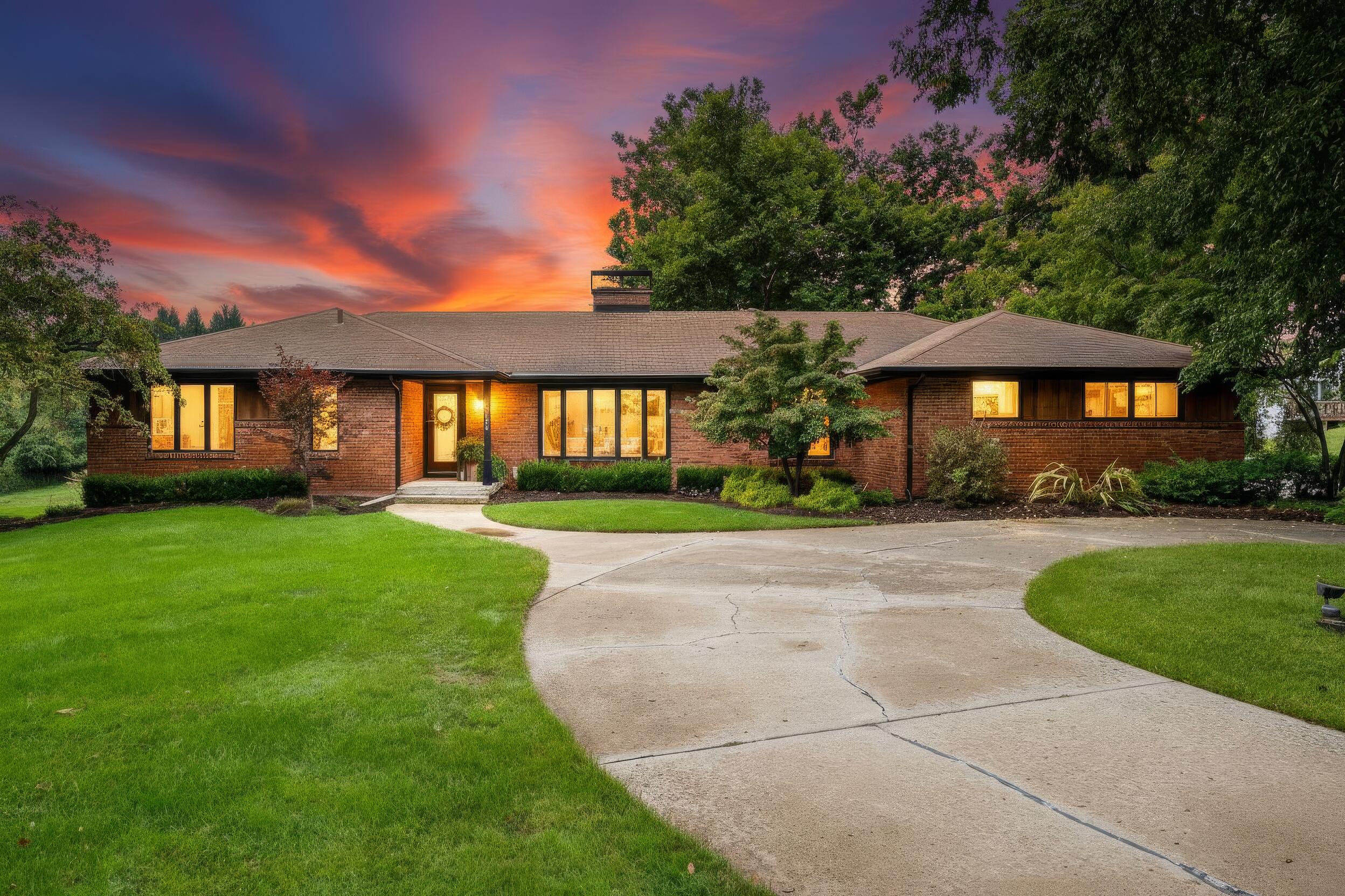 2305 Leffingwell Avenue Grand Rapids Michigan United States, for Sale, residential,  , RW Daniels Realty