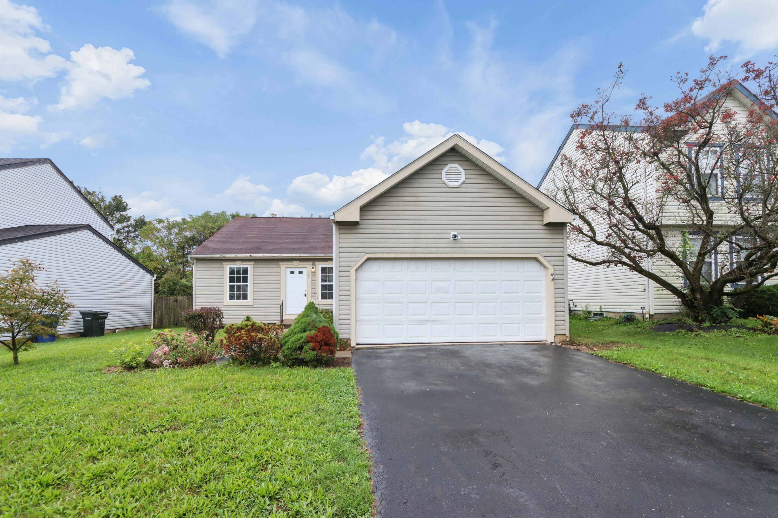 385 Oak Village Drive Columbus Ohio United States, for Sale, residential,  , The Hessenauer Corporation
