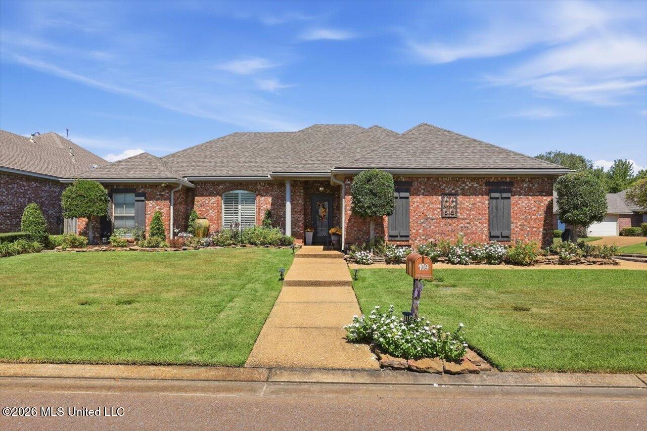 109 Carlyle Drive Brandon Mississippi United States, for Sale, residential, Jessica McLaurin, Rezults Realty, LLC
