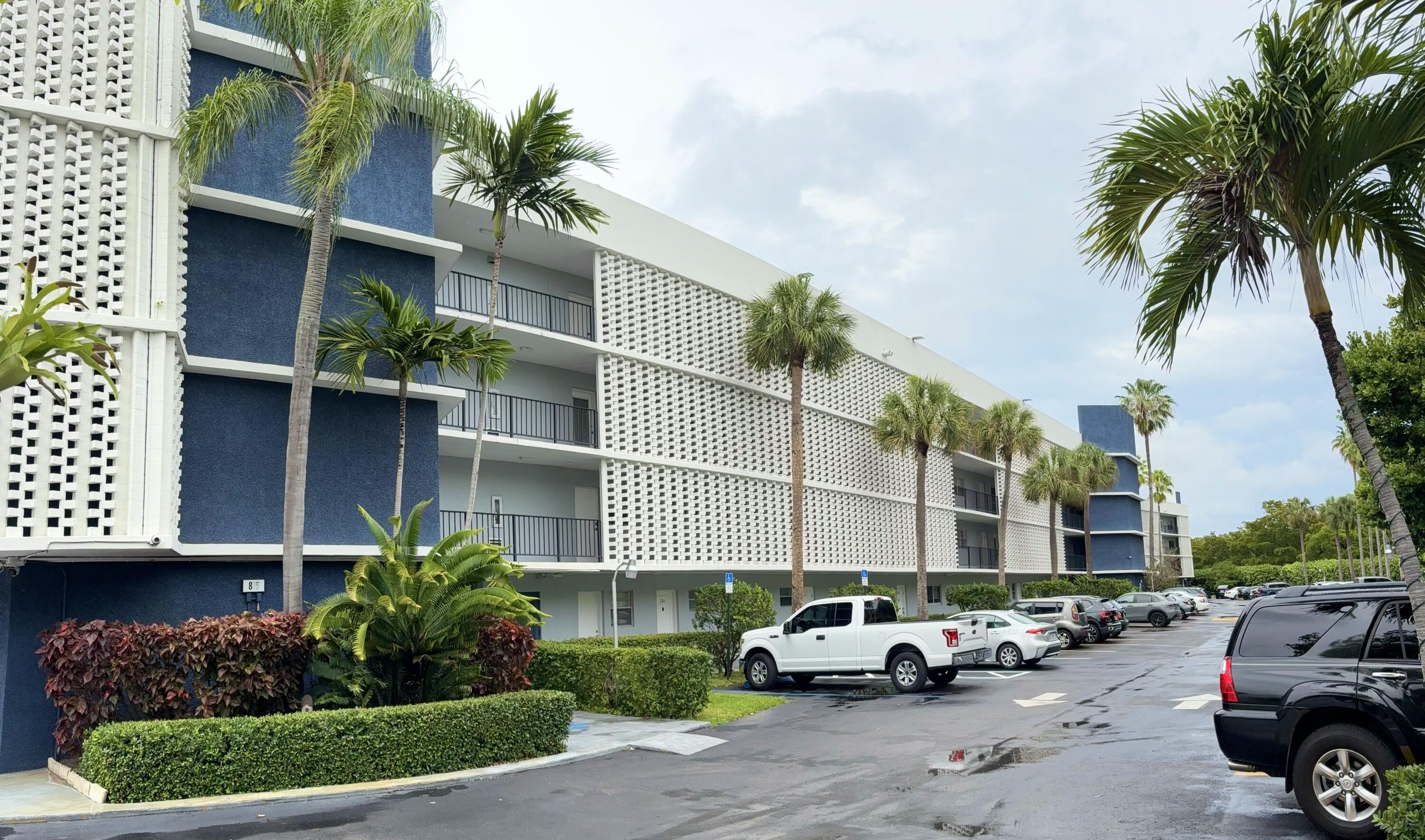 879 NE 195th Street APT Apt 227 Miami Florida United States, for Sale, residential,  , INCOM OFFICE EXAMPLE