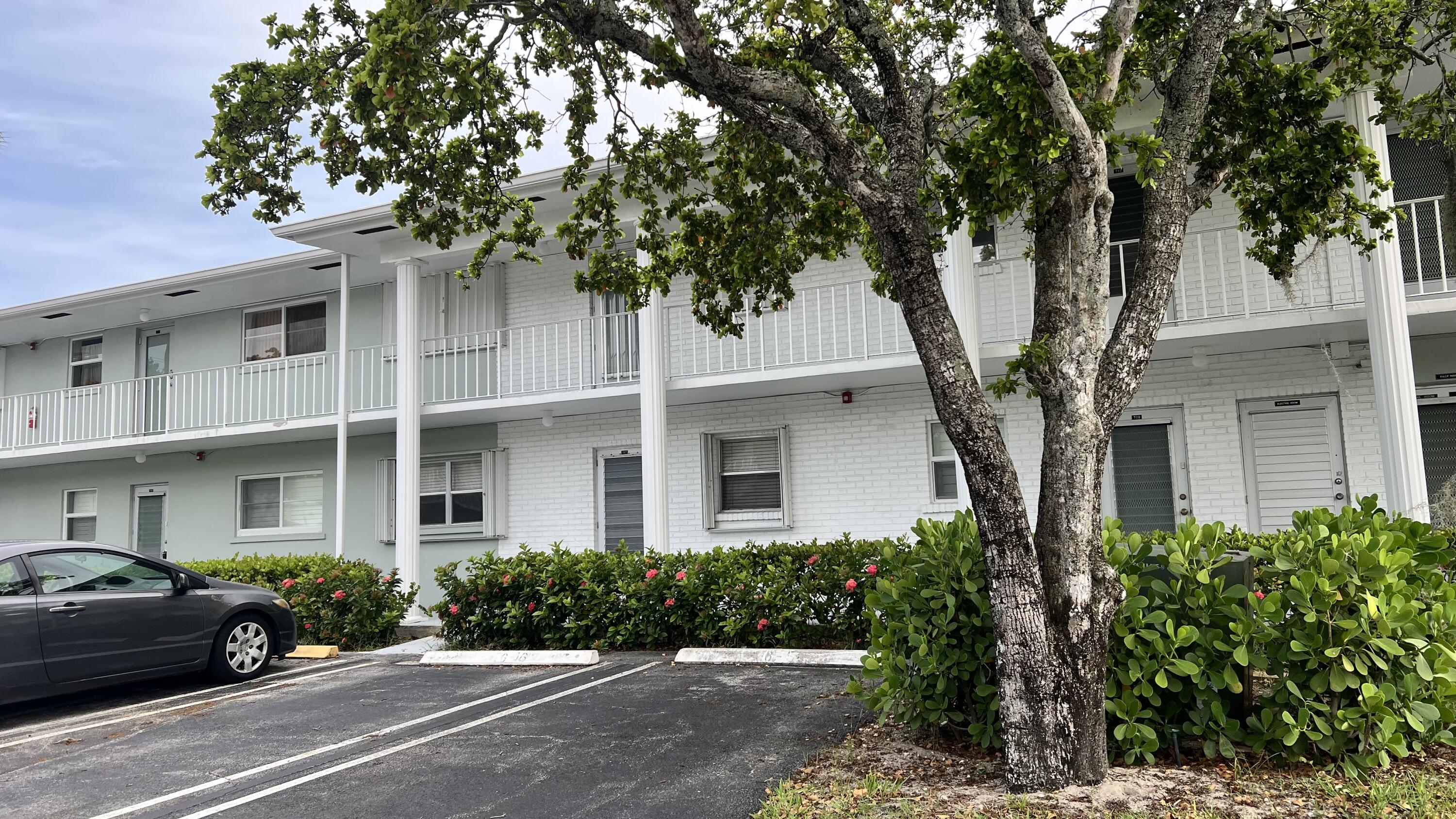 2440 SW 22nd Avenue APT 707 Delray Beach Florida United States, for Rent, residential, Arlene   Toolsie  , Re/Max Direct