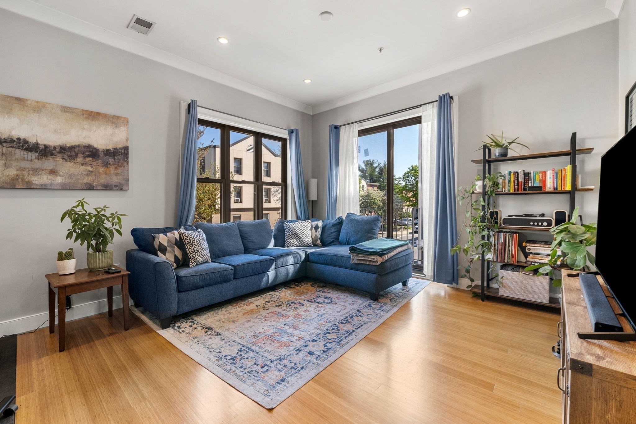 88 B Street  UNIT 101 Boston Massachusetts United States, for Sale, residential,  , The Edwards Realty Team - Barrett Sotheby's International Realty