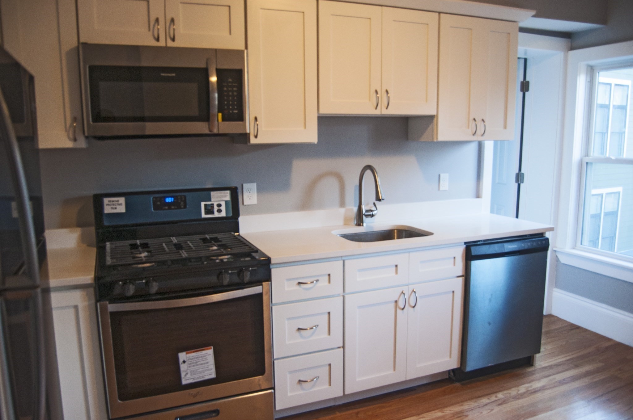 1 Mount Pleasant Place  UNIT 2 Boston Massachusetts United States, for Rent, residential,  , The Edwards Realty Team - Barrett Sotheby's International Realty