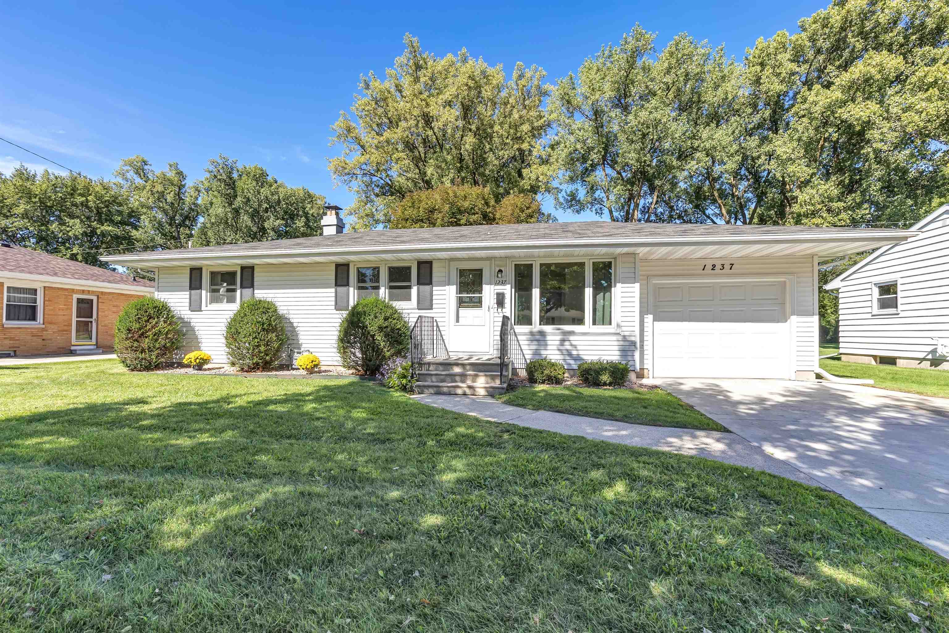 1237 N LOCUST Street Green Bay Wisconsin United States, for Sale, residential,  , Fireside Realty LLC