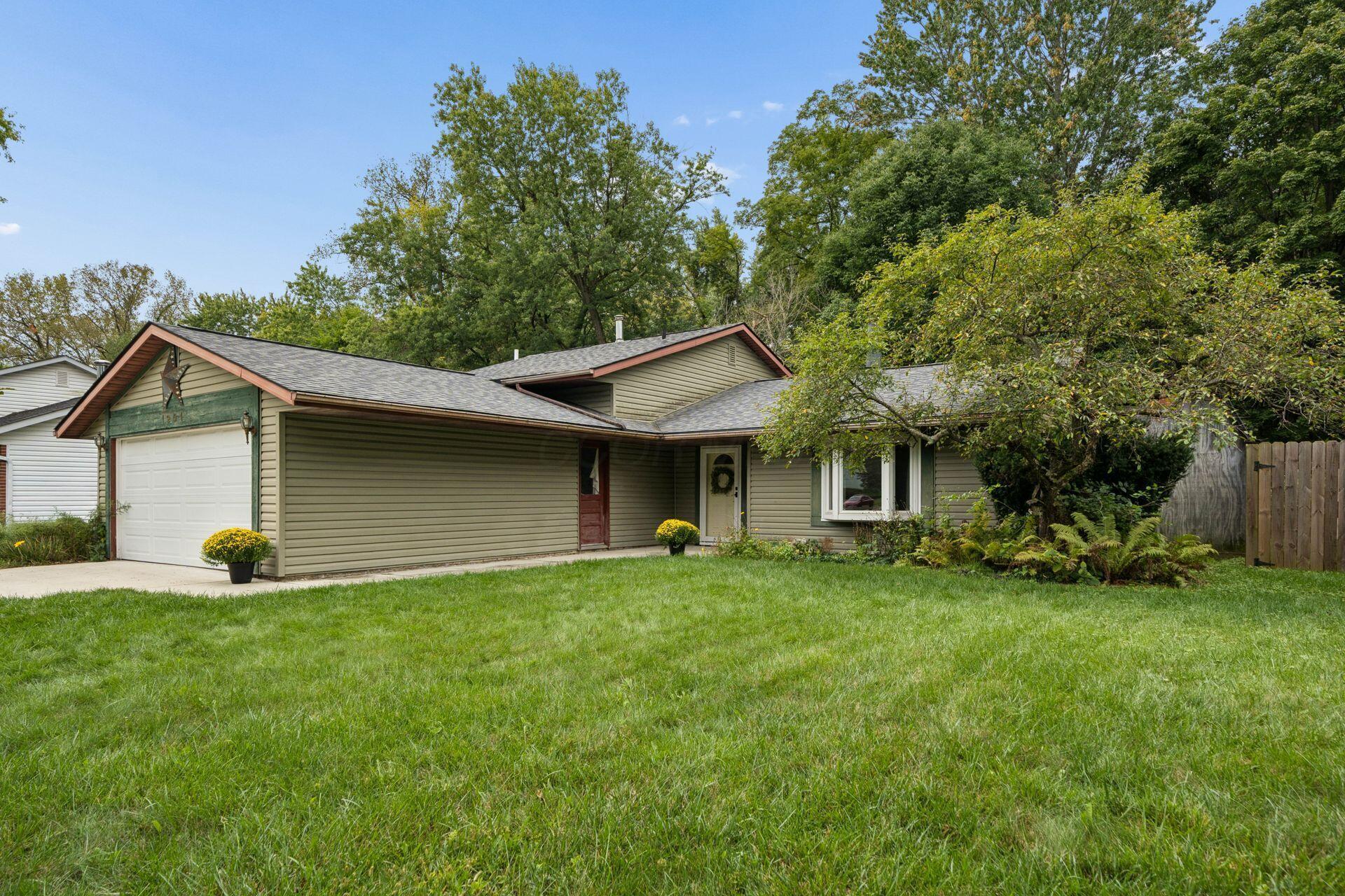 1201 Addison Drive Reynoldsburg Ohio United States, for Sale, residential,  , The Hessenauer Corporation