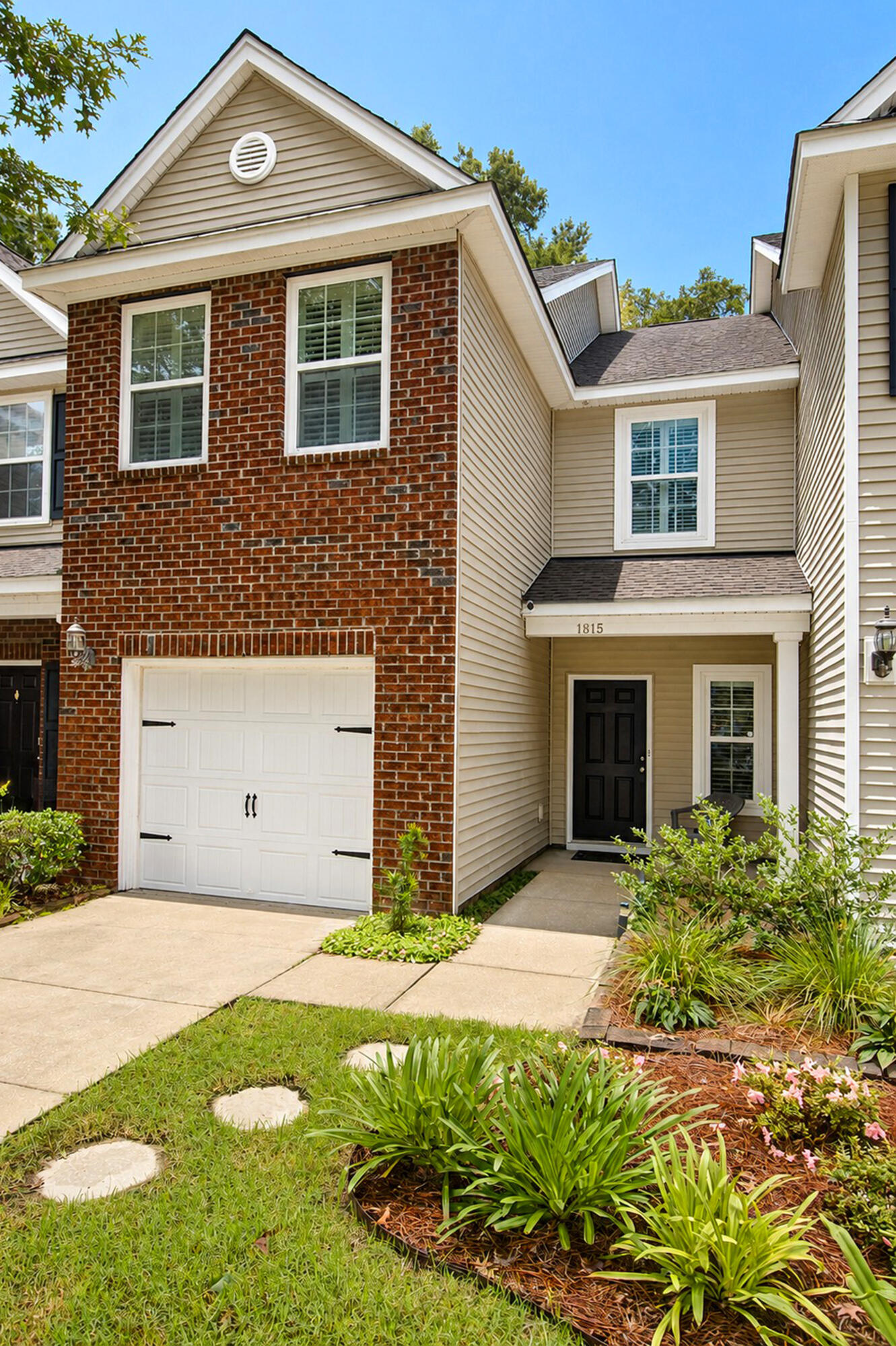 1815 Heldsberg Drive Charleston South Carolina United States, for Sale, residential, Bobbie  Rose, Keller Williams Realty Charleston/West Ashley