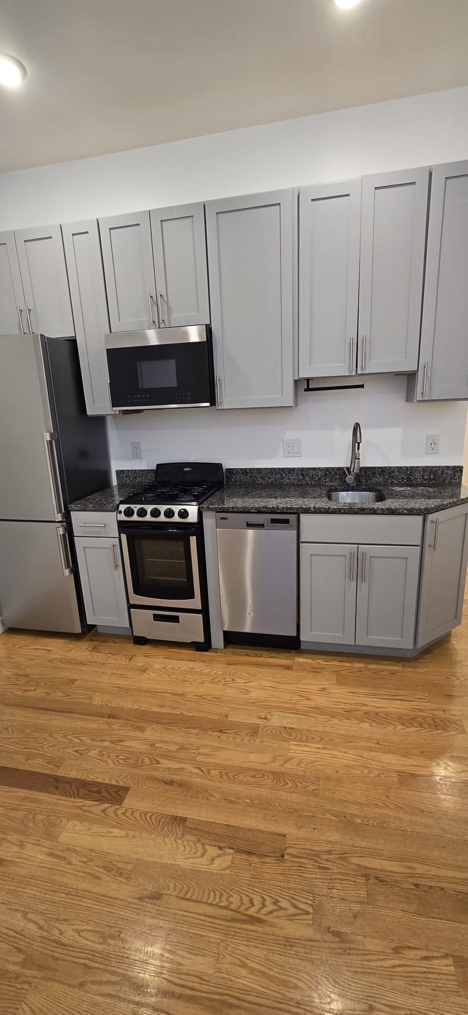 64 Market  UNIT 201 Lynn Massachusetts United States, for Rent, residential,  , CITIPOINT REALTY SERVICES, LLC