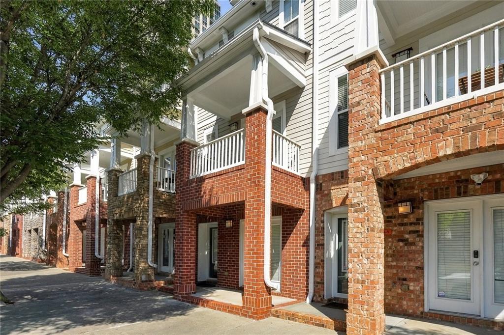 217 16th Street APT 6 Atlanta Georgia United States, for Rent, residential, Nivia  De Oliveira, Homesmart