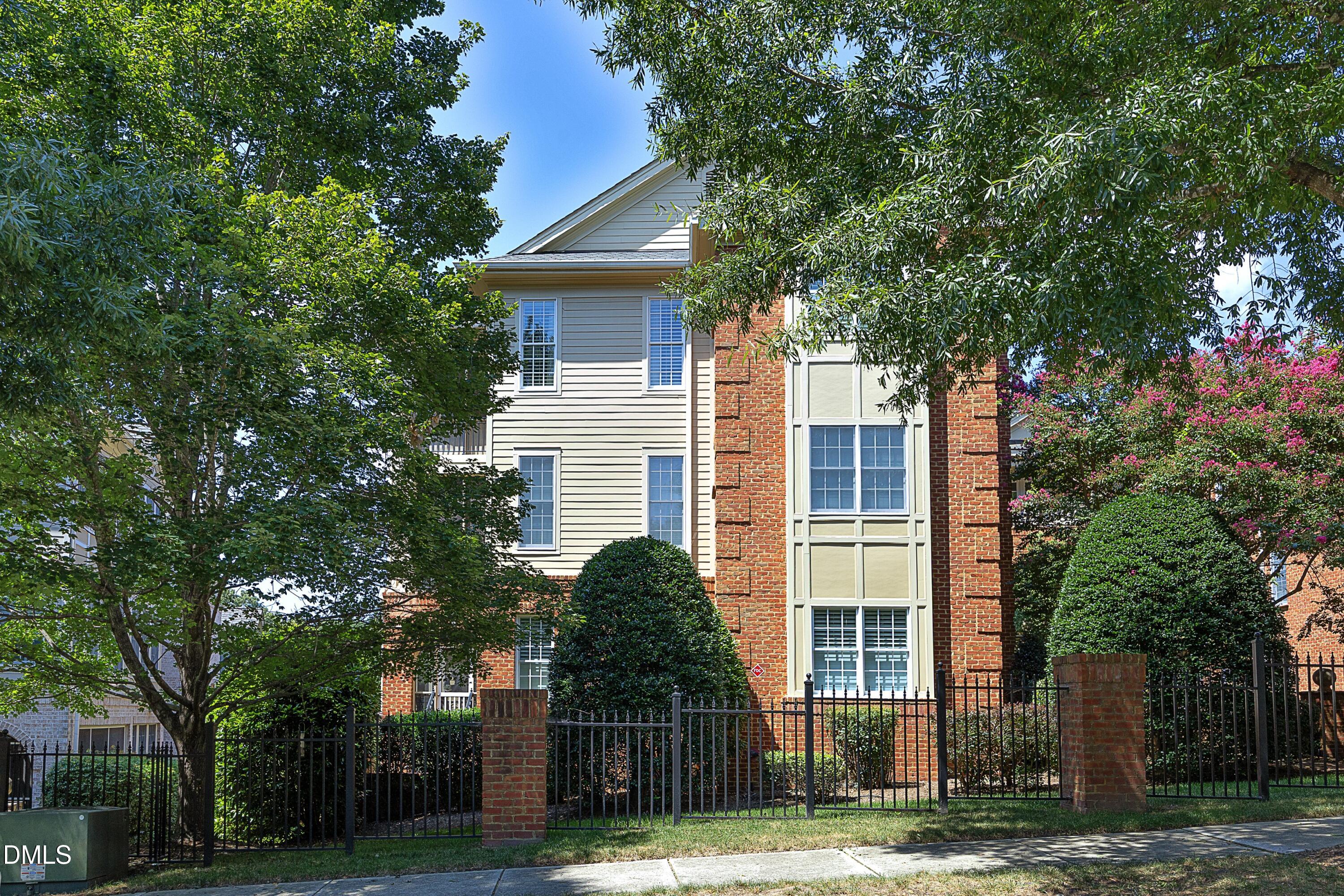 431 W Barbee Chapel Road Chapel Hill North Carolina United States, for Sale, residential,  , Realty World - Carolina Properties