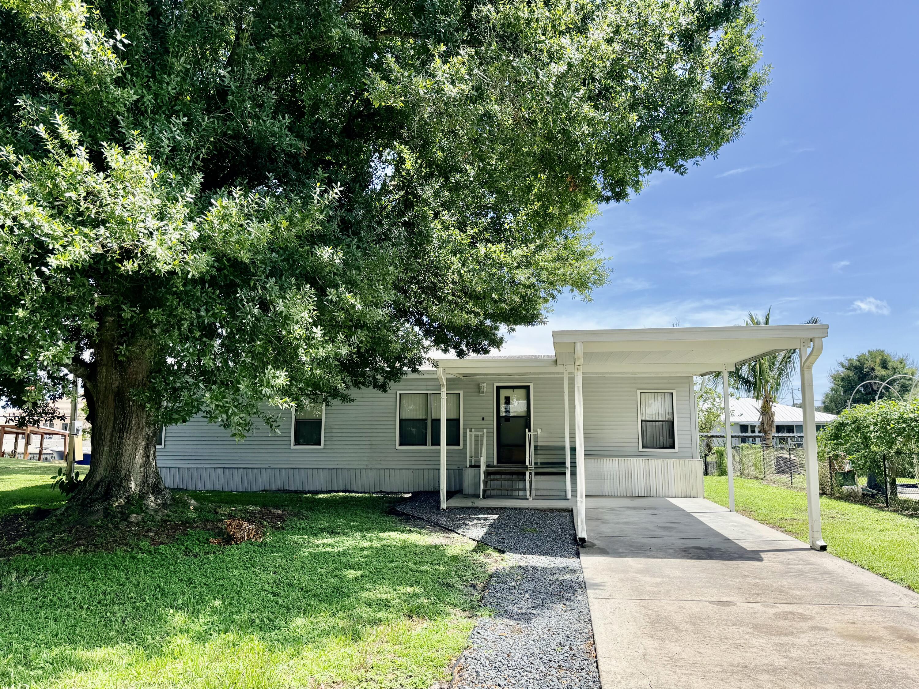 2332 SE 29TH Street Okeechobee Florida United States, for Sale, residential,  , Mixon Real Estate Group, LLC