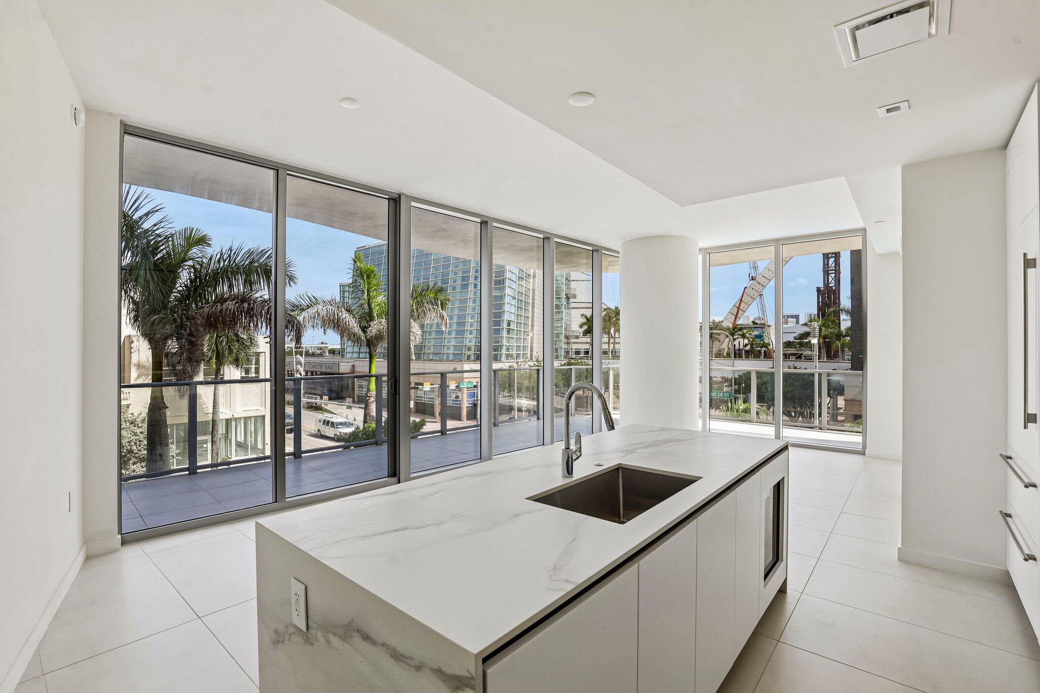 1400 BISCAYNE Boulevard APT 201 Miami Florida United States, for Sale, residential, Henry Smith, Incom Sample Office