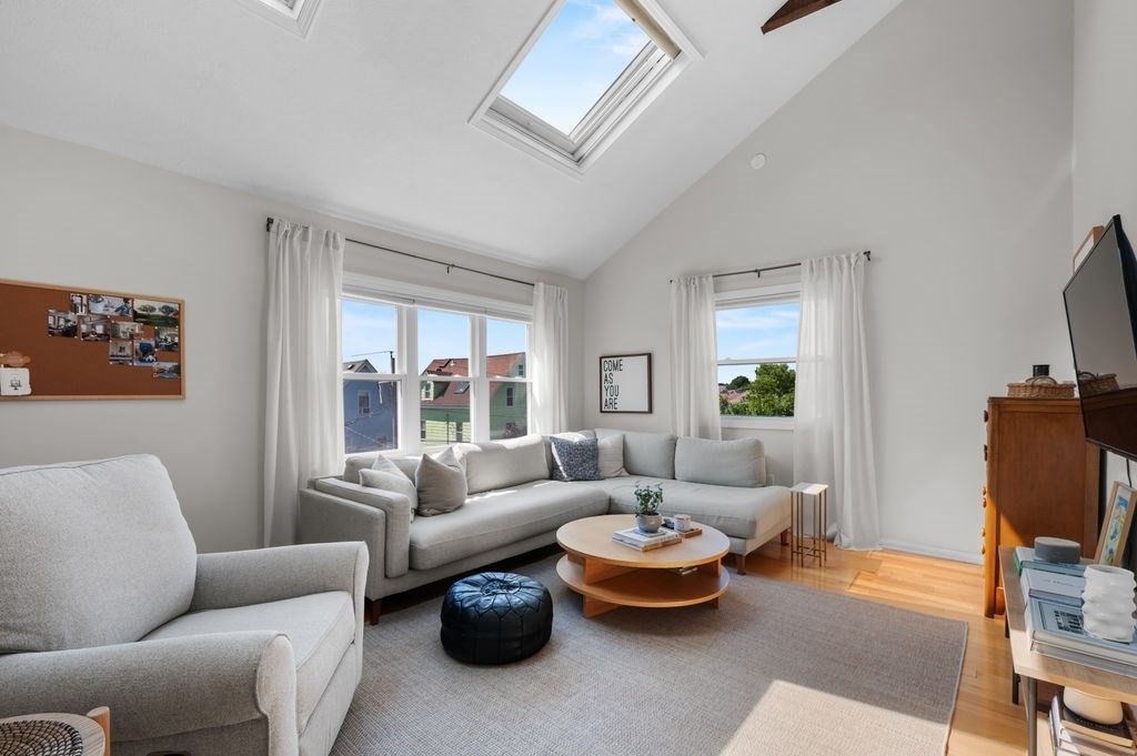 17 Herschel St  UNIT 3 Lynn Massachusetts United States, for Sale, residential,  , CITIPOINT REALTY SERVICES, LLC