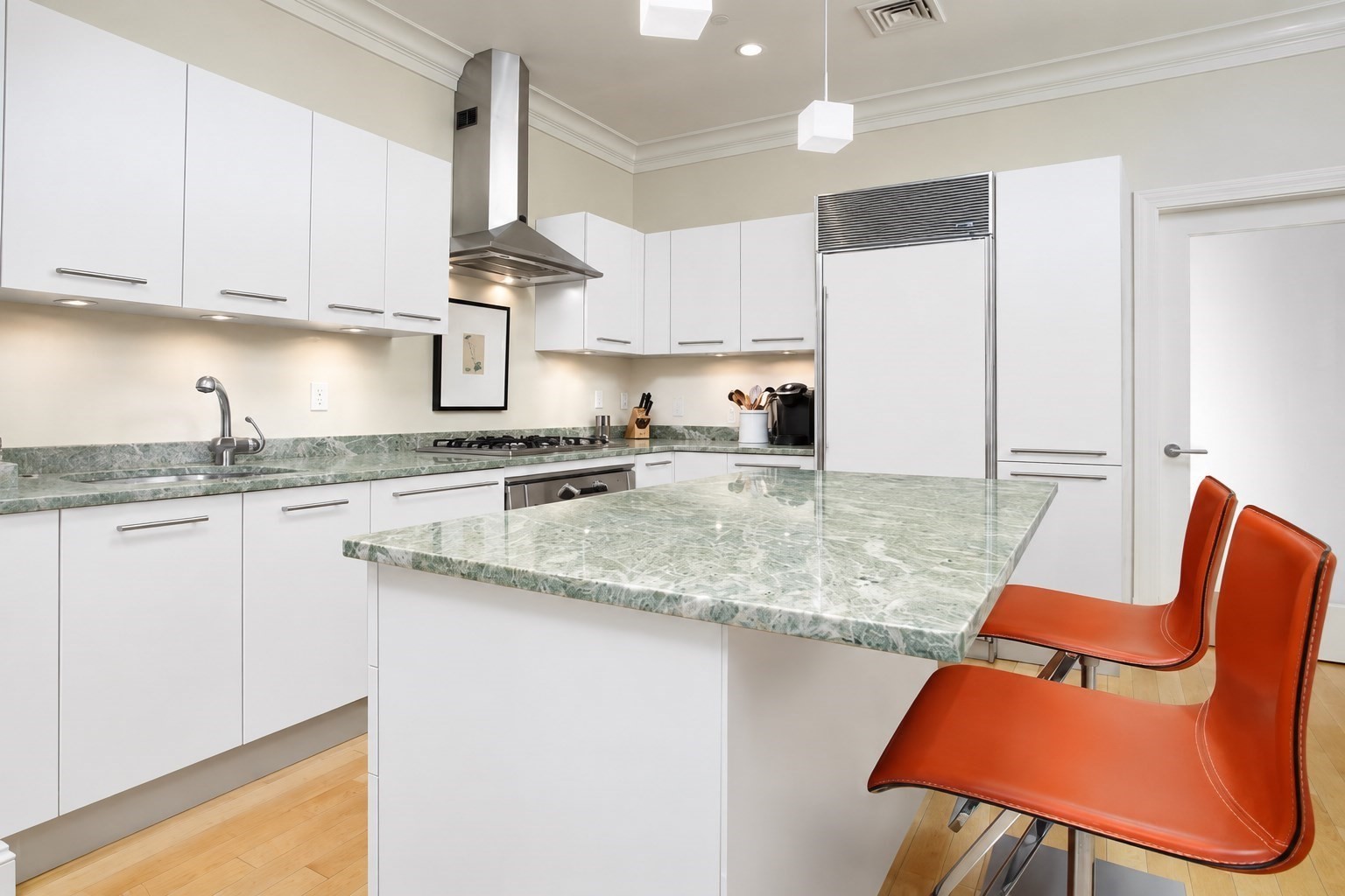 192 West Springfield Street  UNIT 2 Boston Massachusetts United States, for Sale, residential, Darcy Bento, South Boston  Realtor Bento Real Estate Group, Bento Real Estate Group, Inc.