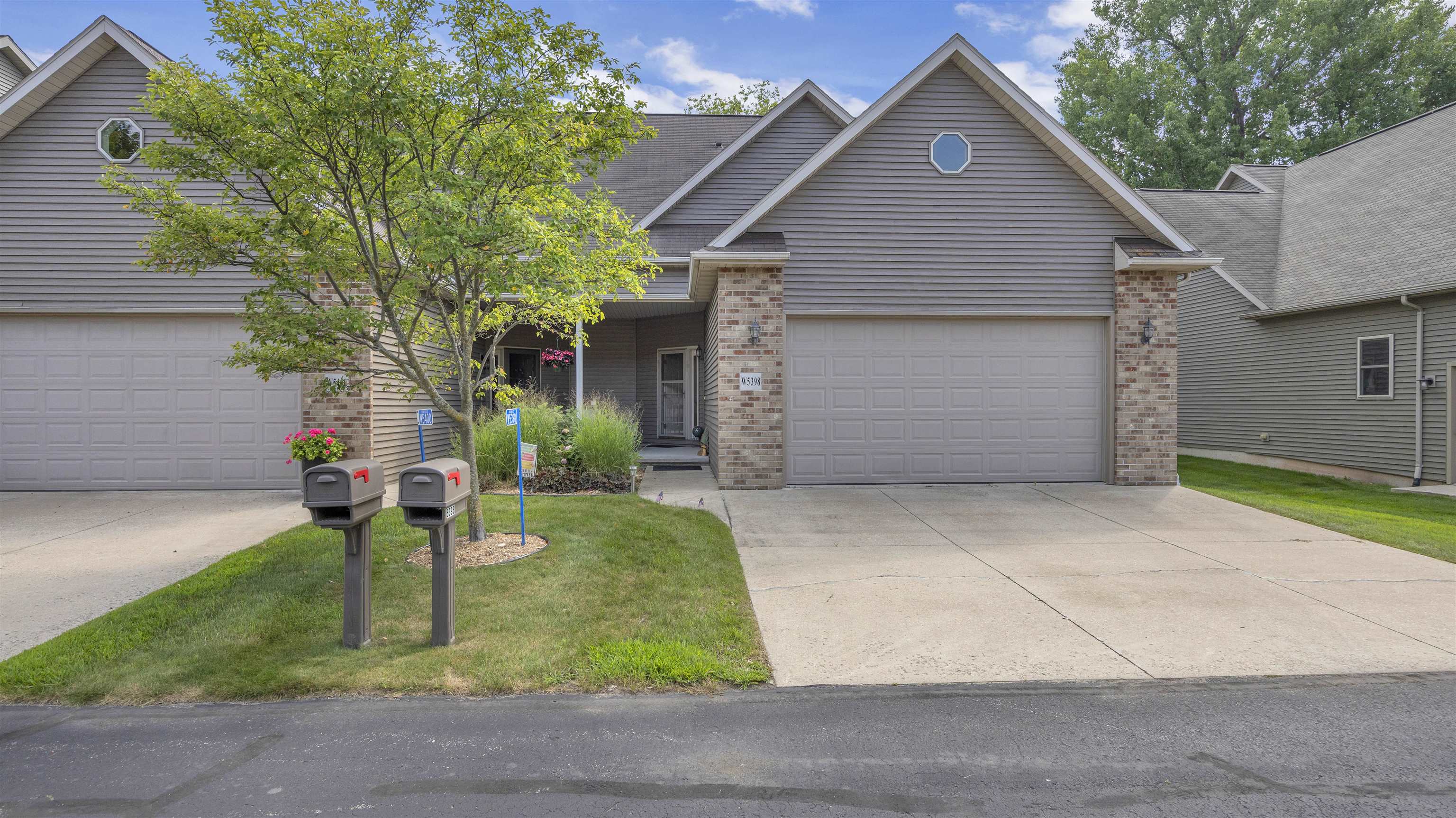 W5398 MARTIN Lane Fond Du Lac Wisconsin United States, for Sale, residential,  , Roberts Homes and Real Estate