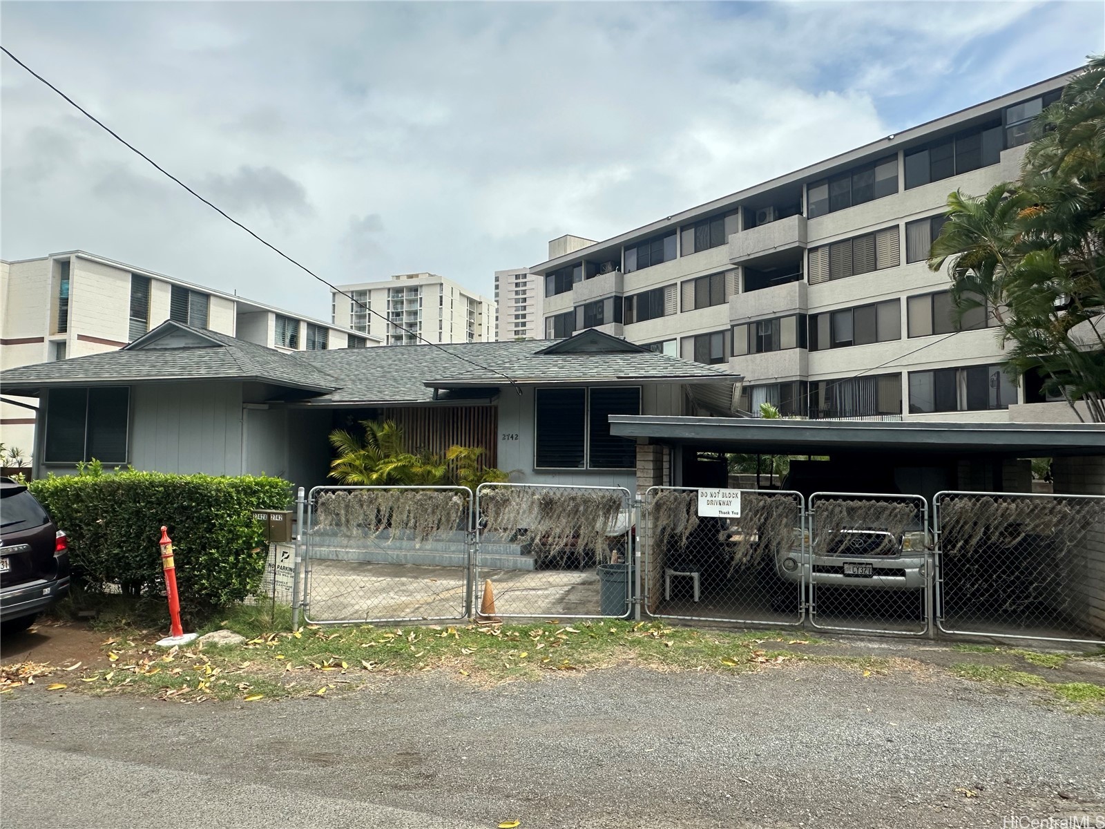 2742 Kaaha Street Honolulu Hawaii United States, for Sale, residential, , SUN PROPERTIES