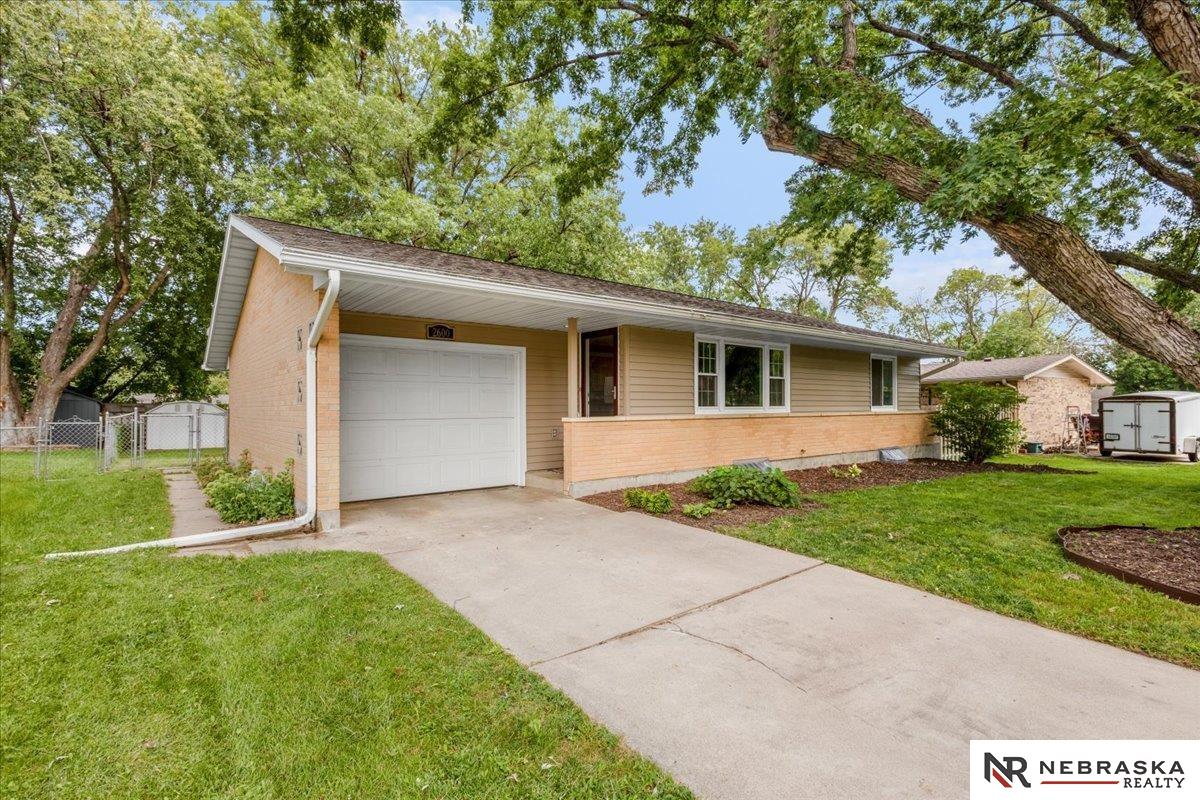2600 County Down Court Lincoln Nebraska United States, for Sale, residential,  , Wolf Professional Realty PC