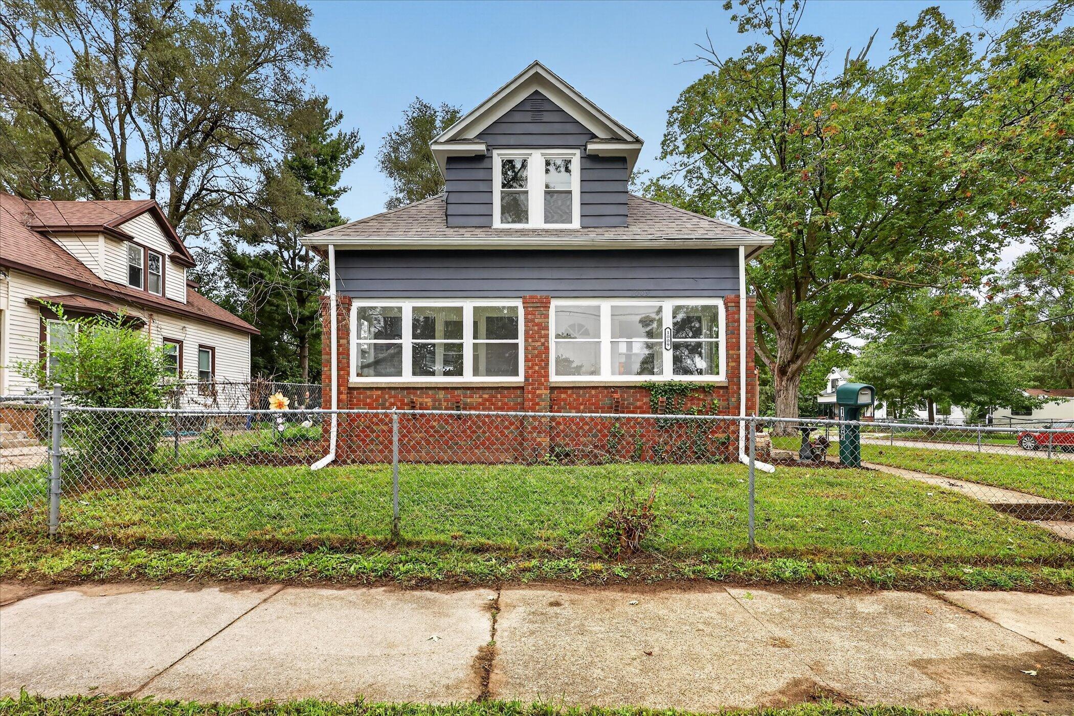 1009 Adams Street Grand Rapids Michigan United States, for Sale, residential,  , RW Daniels Realty