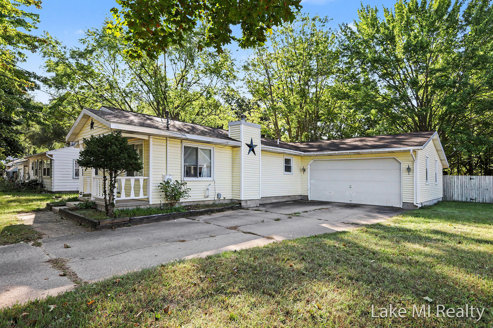 102 Sluyter Street Kentwood Michigan United States, for Sale, residential,  , RW Daniels Realty