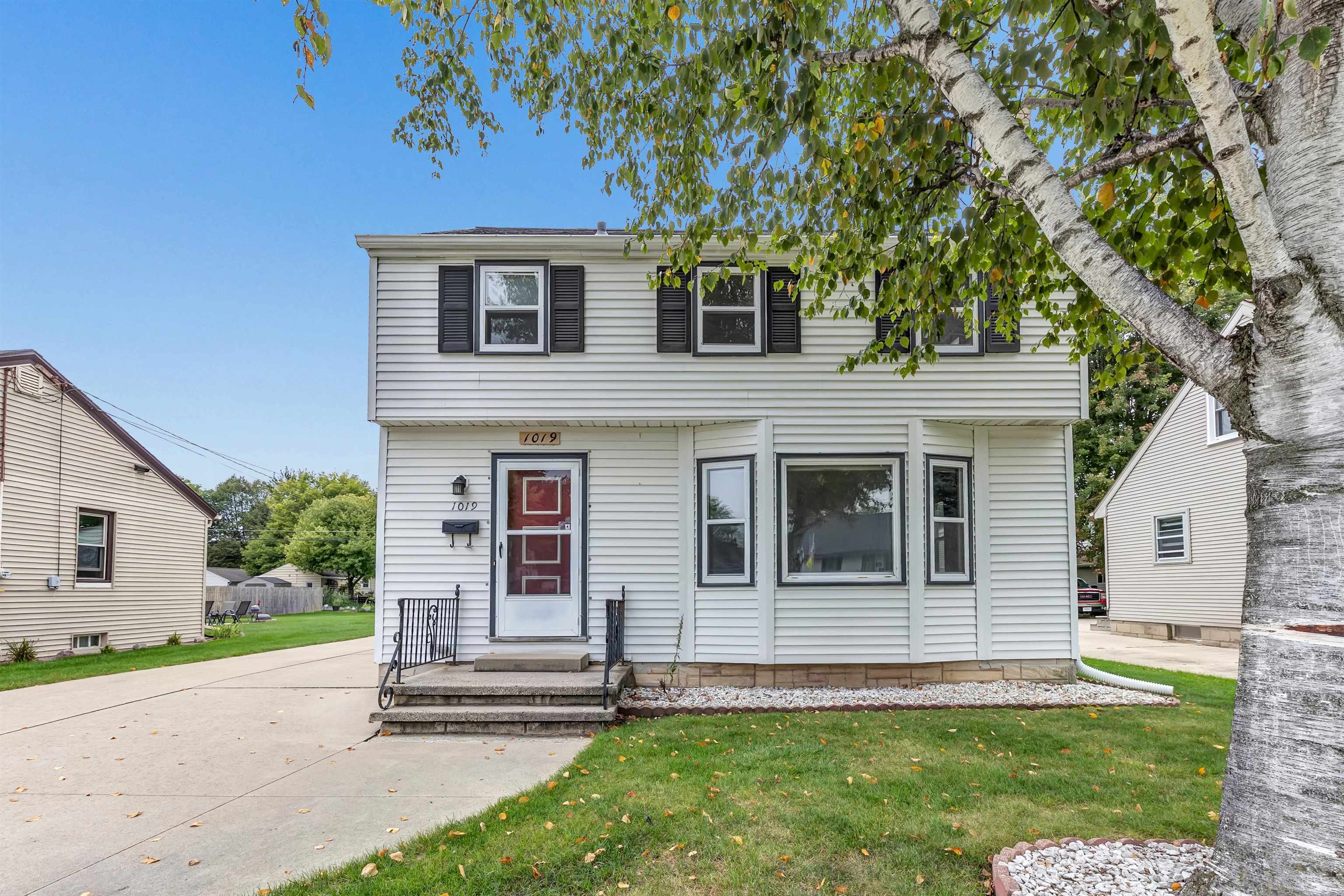1019 MARSHALL Avenue Green Bay Wisconsin United States, for Sale, residential,  , Fireside Realty LLC
