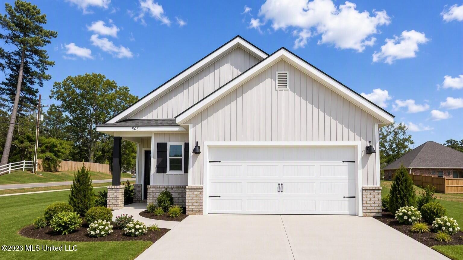 609 Stillwater Cove Pearl Mississippi United States, for Sale, residential, Jessica McLaurin, Rezults Realty, LLC
