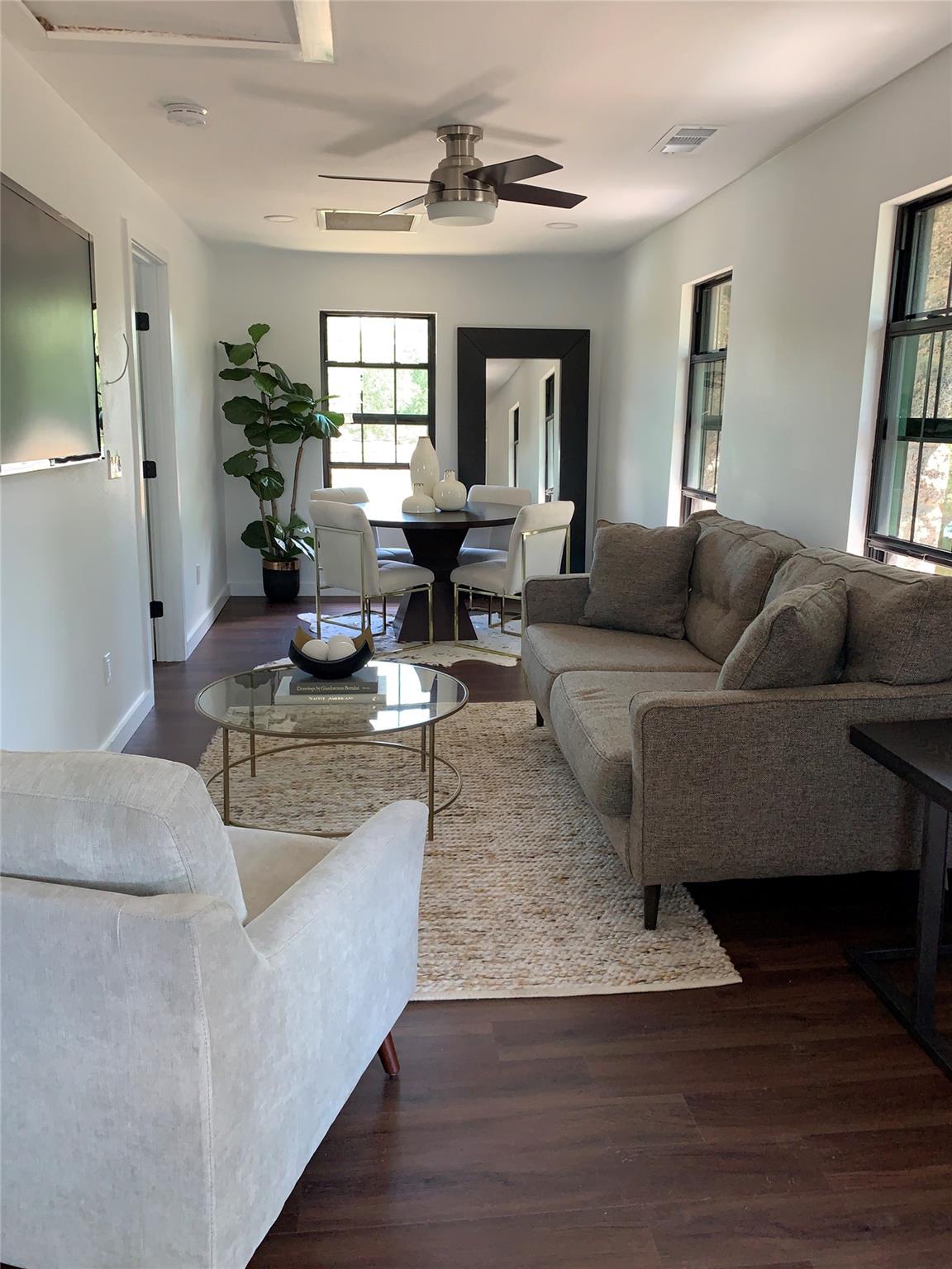 102 County Road 279 RD Liberty Hill Texas United States, for Rent, residential, Rita Vera, Central Metro Realty LLC