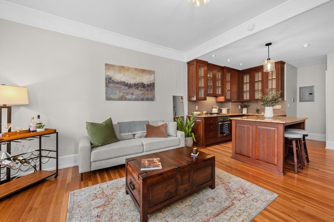 400 Marlborough St  UNIT 9 Boston Massachusetts United States, for Sale, residential,  , The Edwards Realty Team - Barrett Sotheby's International Realty