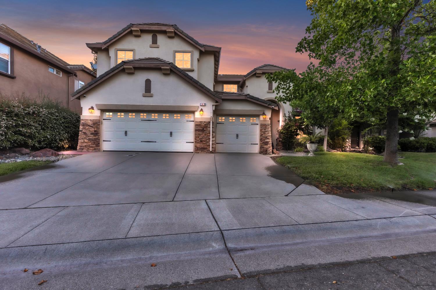 140 Lyman Sacramento California United States, for Sale, residential, Johnny Stockert, Royal Real Estate