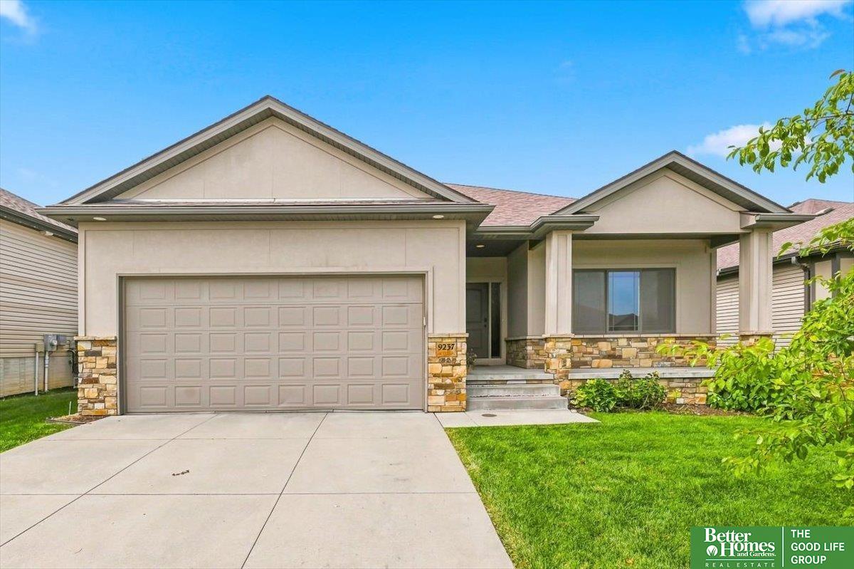 9237 S 71st Street Lincoln Nebraska United States, for Sale, residential,  , Wolf Professional Realty PC