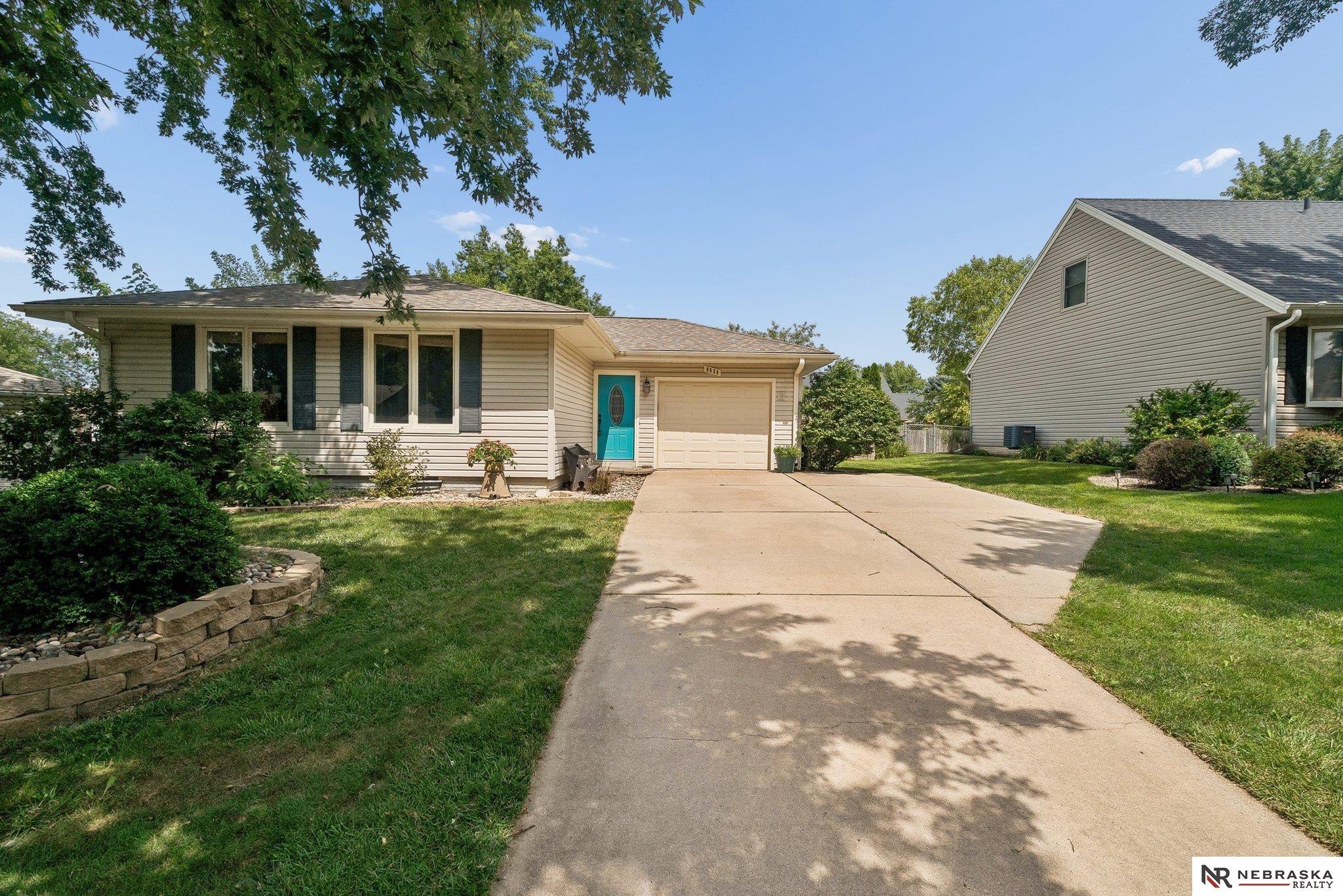 8520 Morning Glory Lane Lincoln Nebraska United States, for Sale, residential,  , Wolf Professional Realty PC