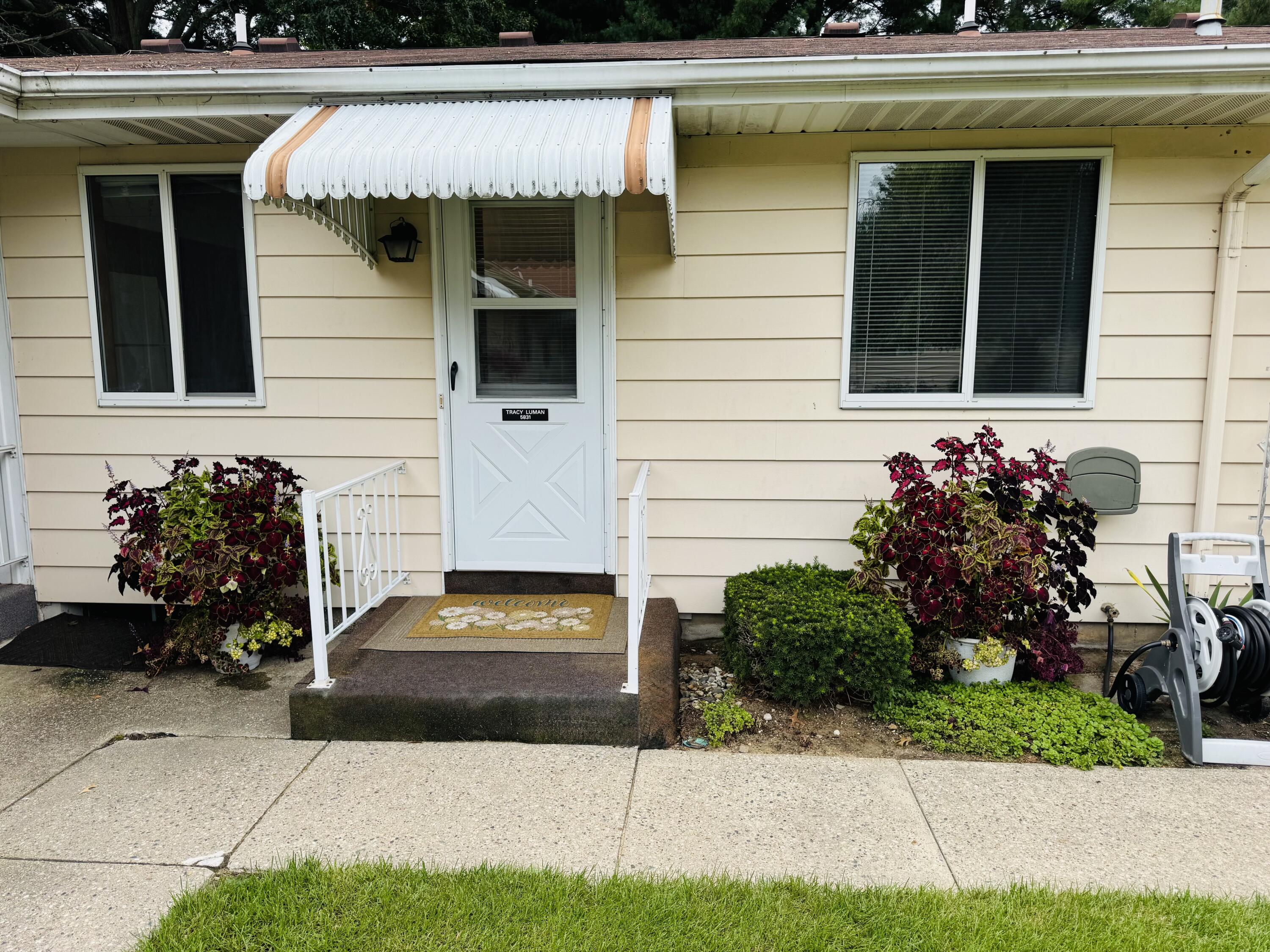5831 Leisure South Drive Kentwood Michigan United States, for Sale, residential,  , RW Daniels Realty