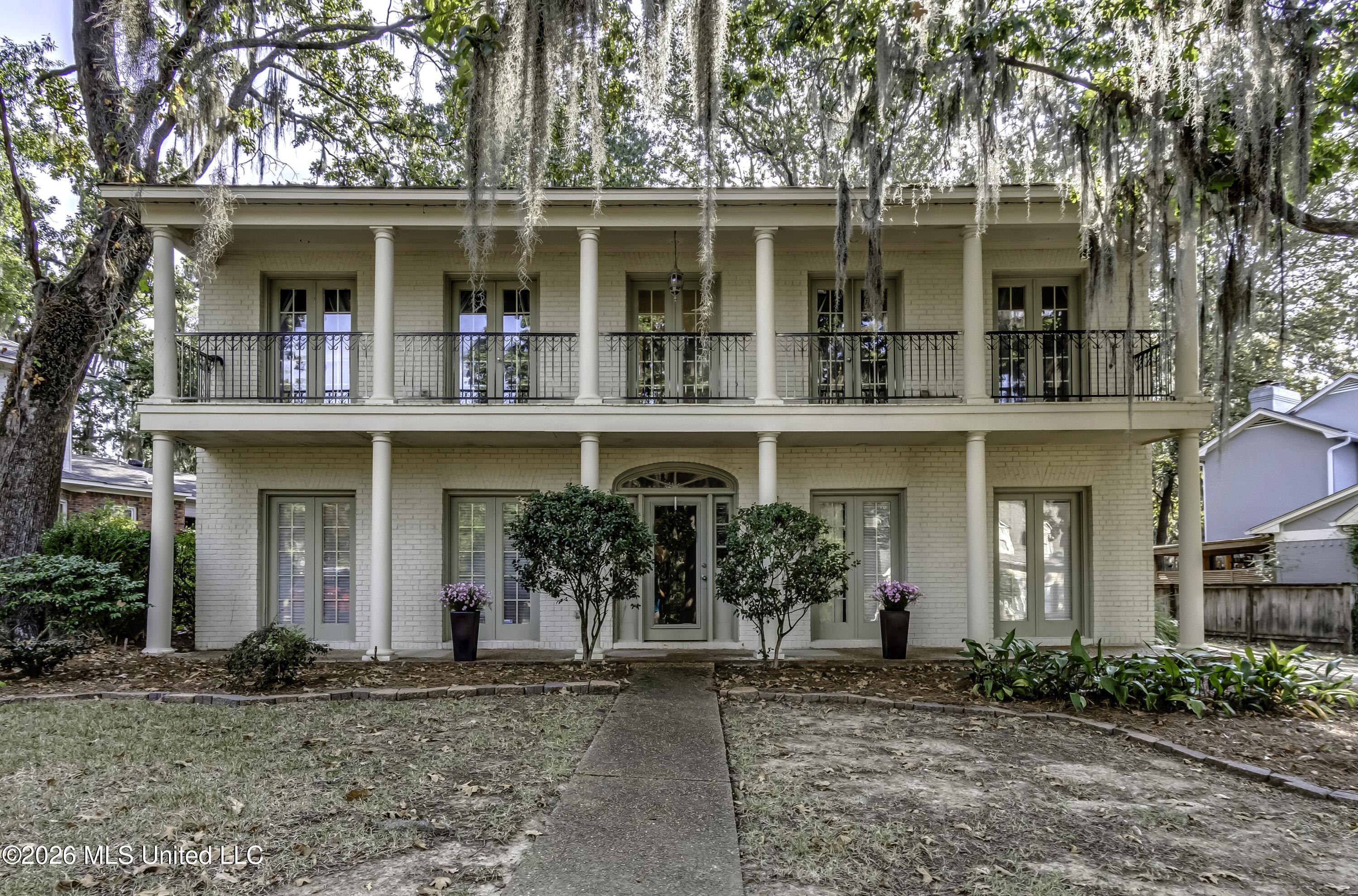 30 Moss Forest Circle Jackson Mississippi United States, for Sale, residential, Jessica McLaurin, Rezults Realty, LLC