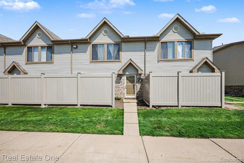 50514 N BAY RUN Drive Chesterfield Twp Michigan United States, for Rent, residential,  , Brookstone Realtors