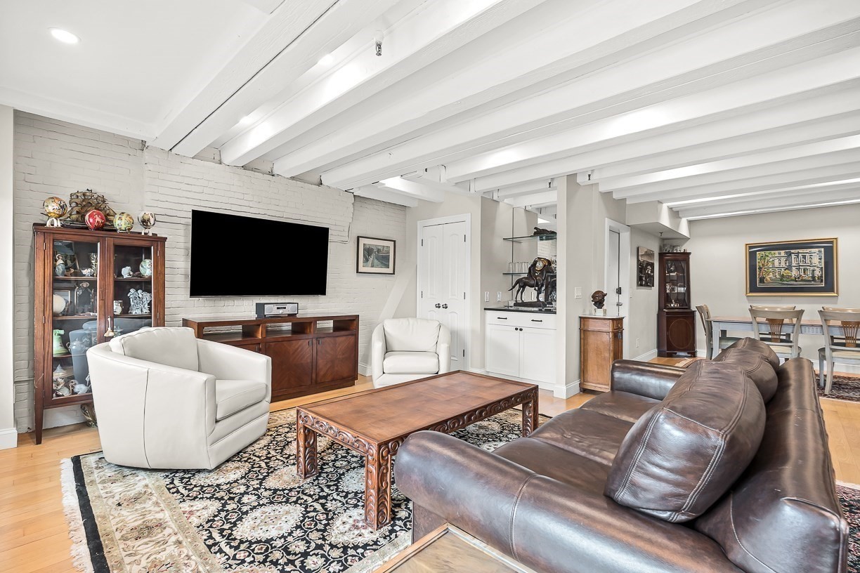 51 Commercial Wharf  UNIT 5 Boston Massachusetts United States, for Rent, residential,  , The Edwards Realty Team - Barrett Sotheby's International Realty