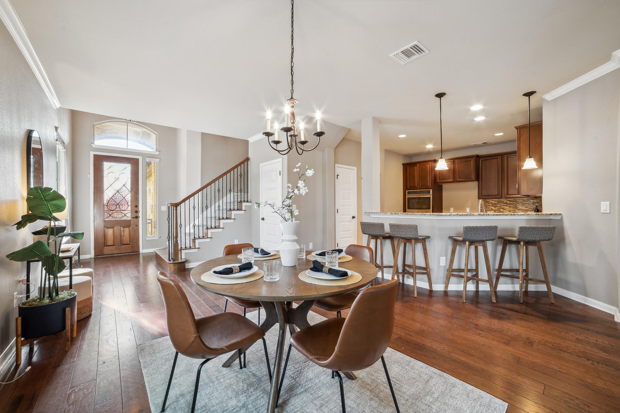 400 Hummingbird LN Austin Texas United States, for Rent, residential, Jessica Dodge, All City Real Estate, Ltd. Co.