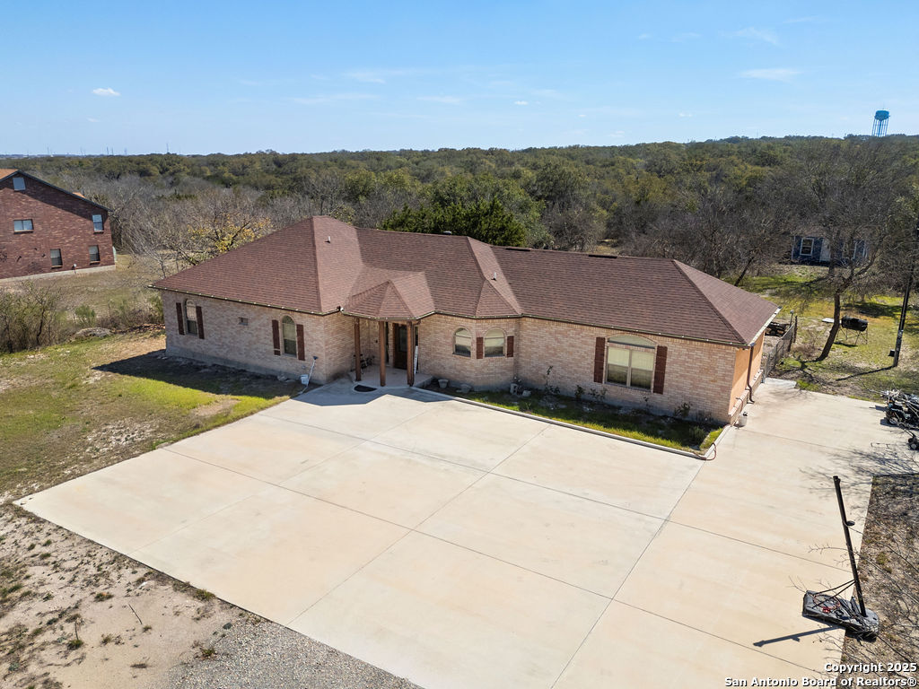 319 County Road 386 San Antonio Texas United States, for Rent, residential, Rita Vera, Central Metro Realty LLC