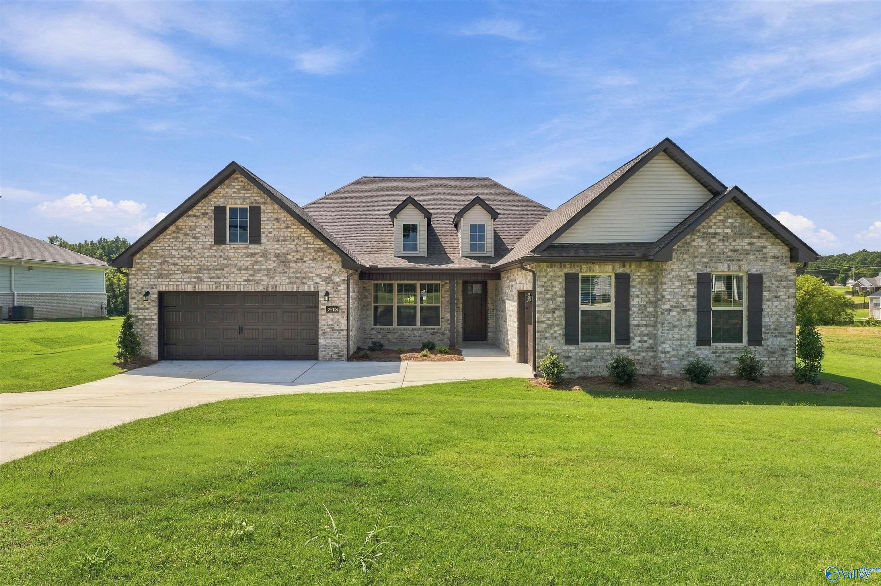 208 Applewood Court Huntsville Alabama United States, for Sale, residential,  , A Better Choice Realty