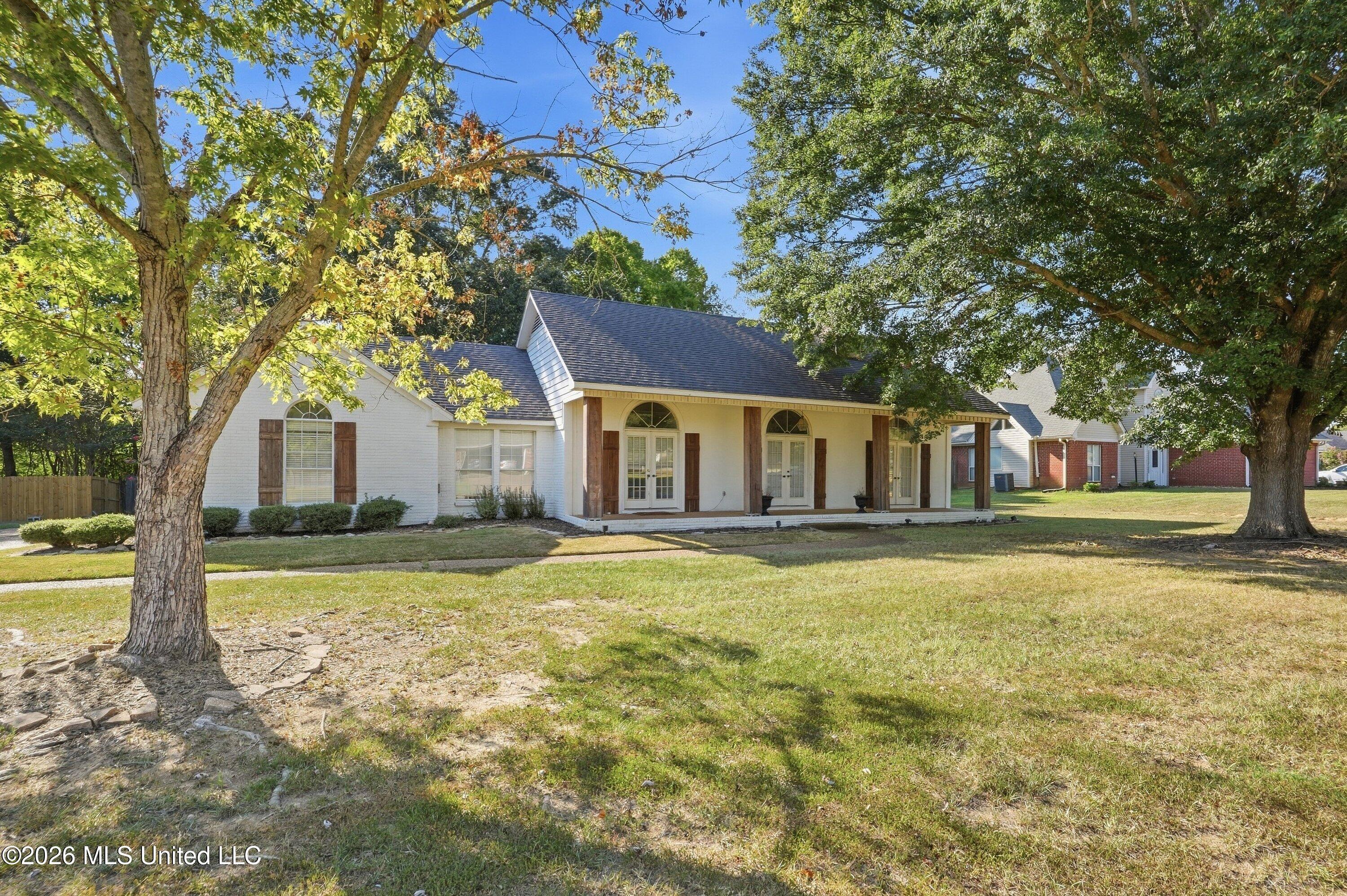108 W Bradford Place Madison Mississippi United States, for Sale, residential, Jessica McLaurin, Rezults Realty, LLC