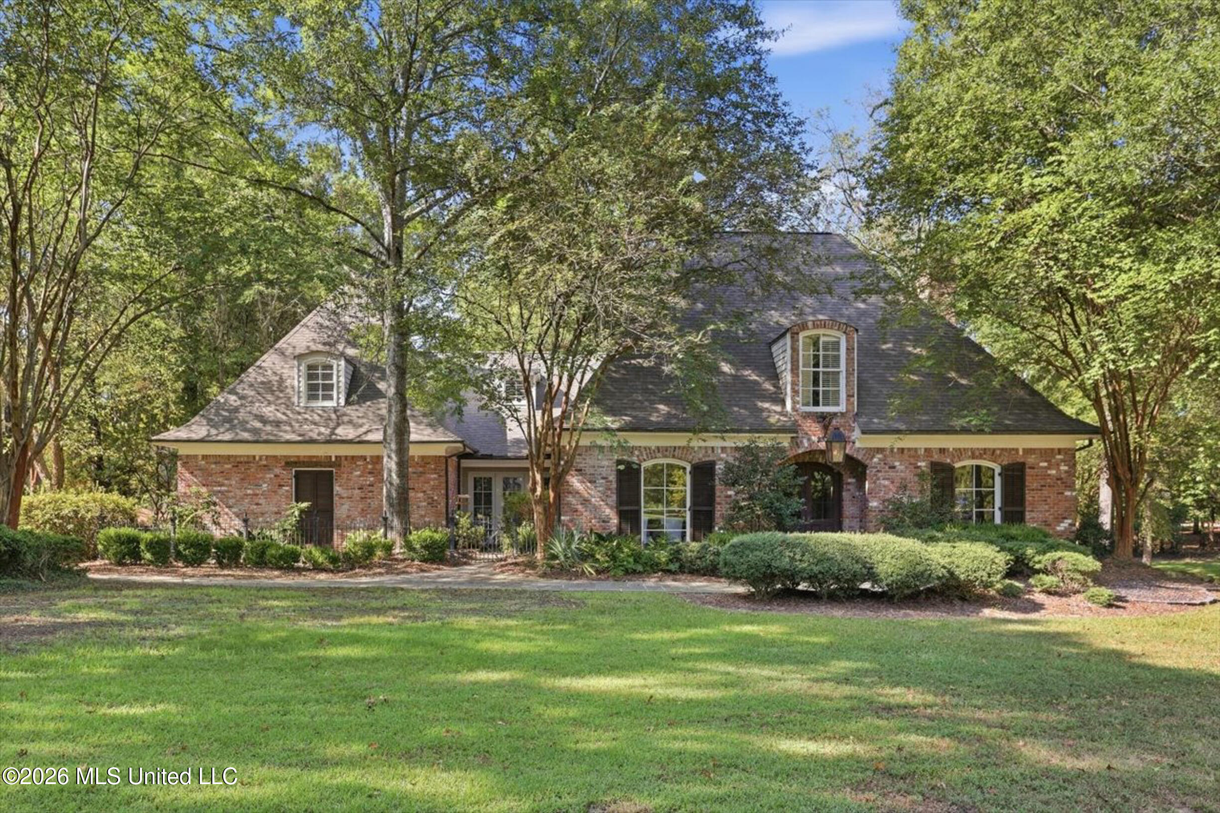 338 Hillview Drive Ridgeland Mississippi United States, for Sale, residential, Jessica McLaurin, Rezults Realty, LLC