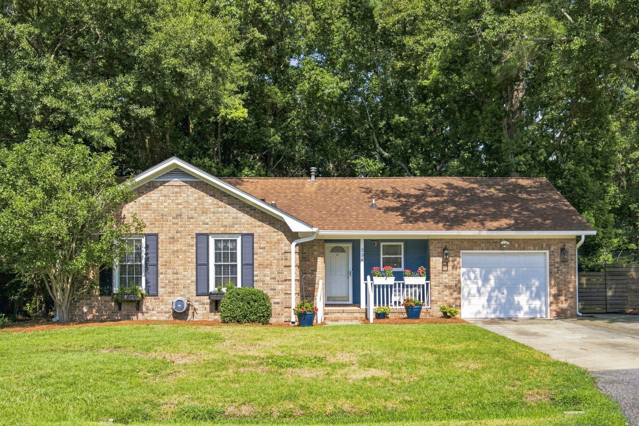 336 Canterbury Road Charleston South Carolina United States, Sale Pending, residential, Bobbie  Rose, Keller Williams Realty Charleston/West Ashley