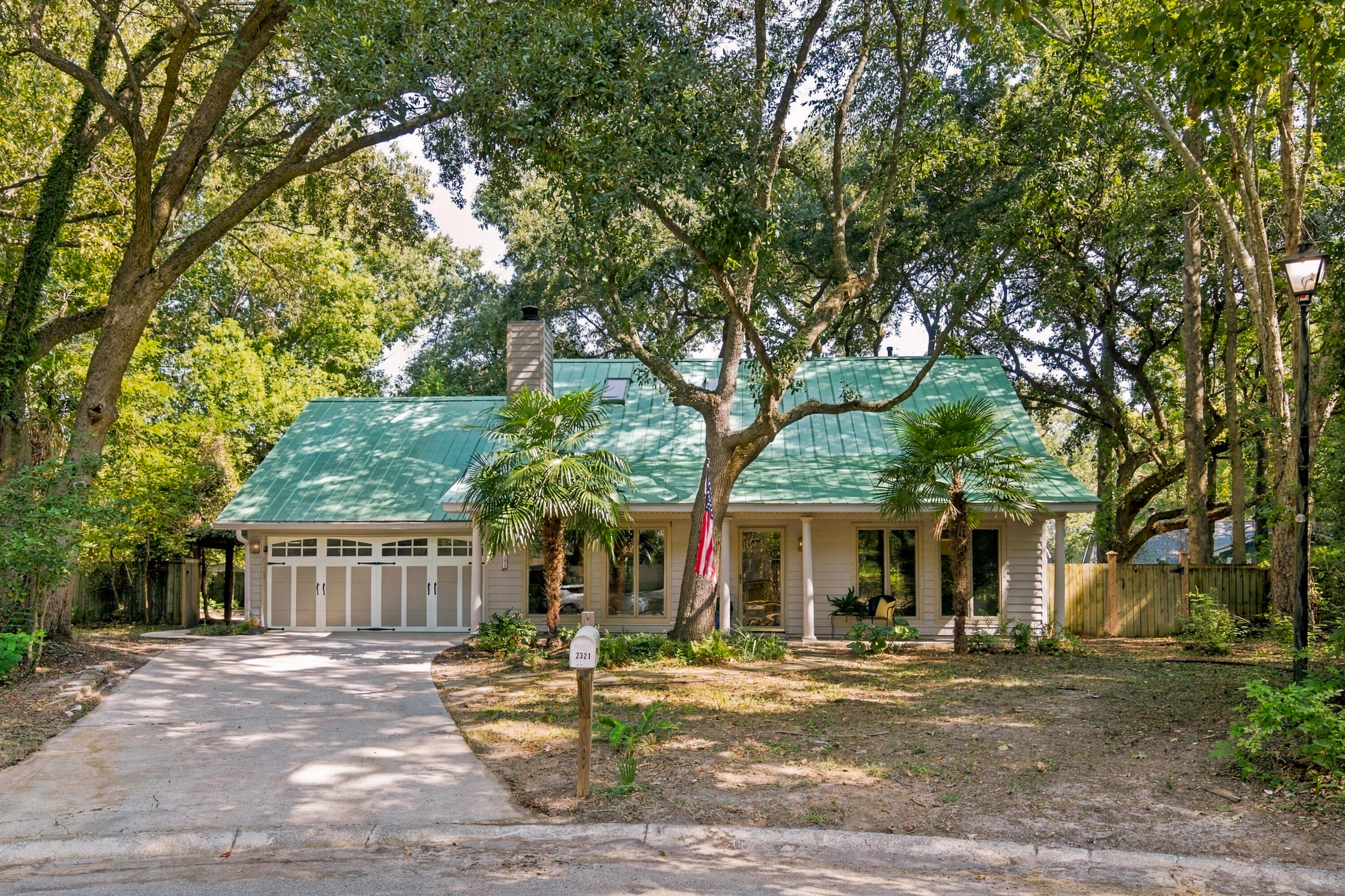 2321 Chairmaker Court Charleston South Carolina United States, Sale Pending, residential, Bobbie  Rose, Keller Williams Realty Charleston/West Ashley