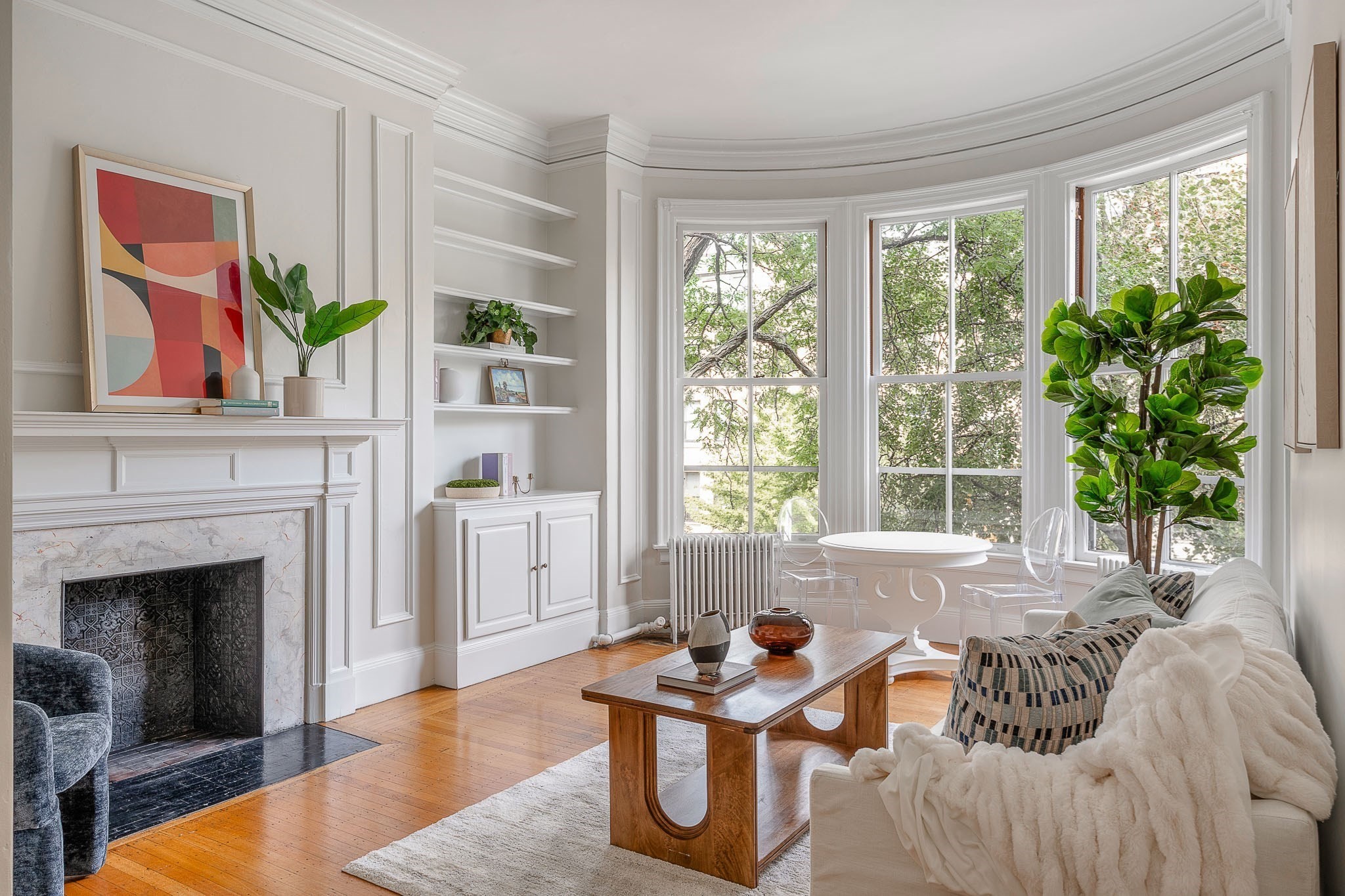 411 Beacon St  UNIT 5 Boston Massachusetts United States, for Sale, residential,  , The Edwards Realty Team - Barrett Sotheby's International Realty