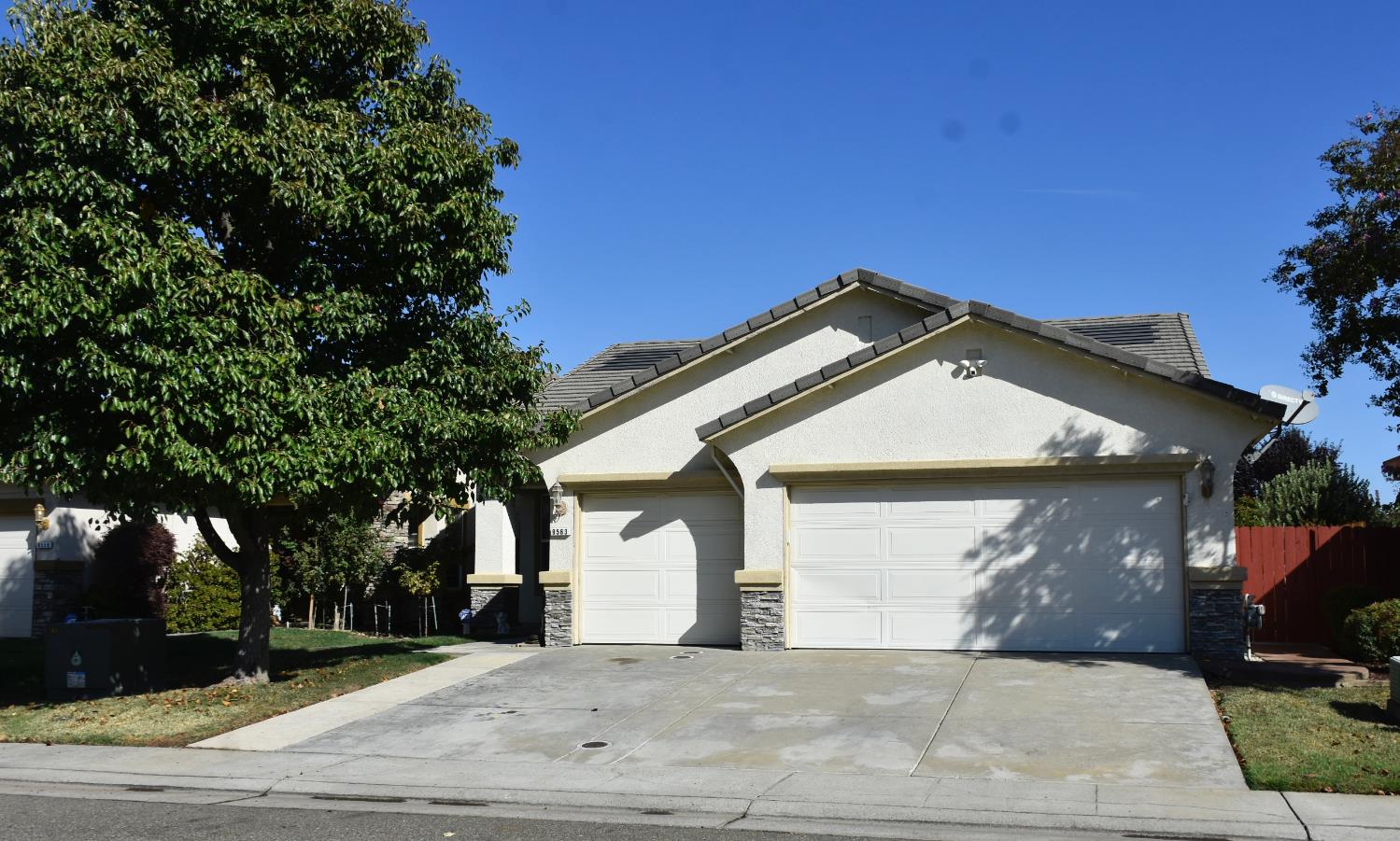 9563 Harvest Gold Court Sacramento California United States, for Sale, residential, , Royalty Property Management & Realty