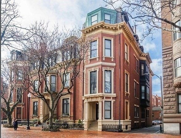 328 Dartmouth St  UNIT 8 Boston Massachusetts United States, for Sale, residential, Darcy Bento, South Boston  Realtor Bento Real Estate Group, Bento Real Estate Group, Inc.