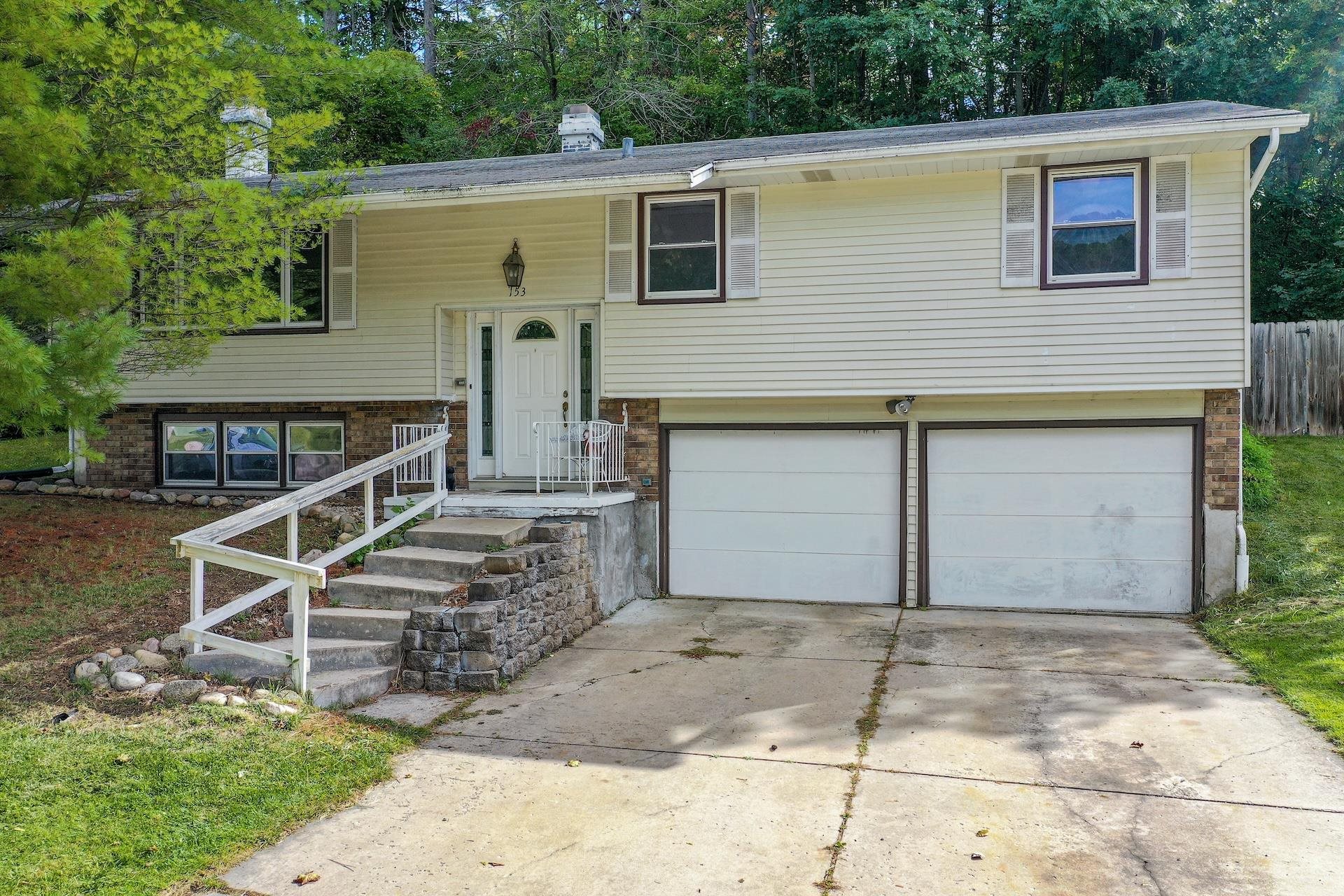 153 CLIFFVIEW Drive Green Bay Wisconsin United States, for Sale, residential,  , Fireside Realty LLC