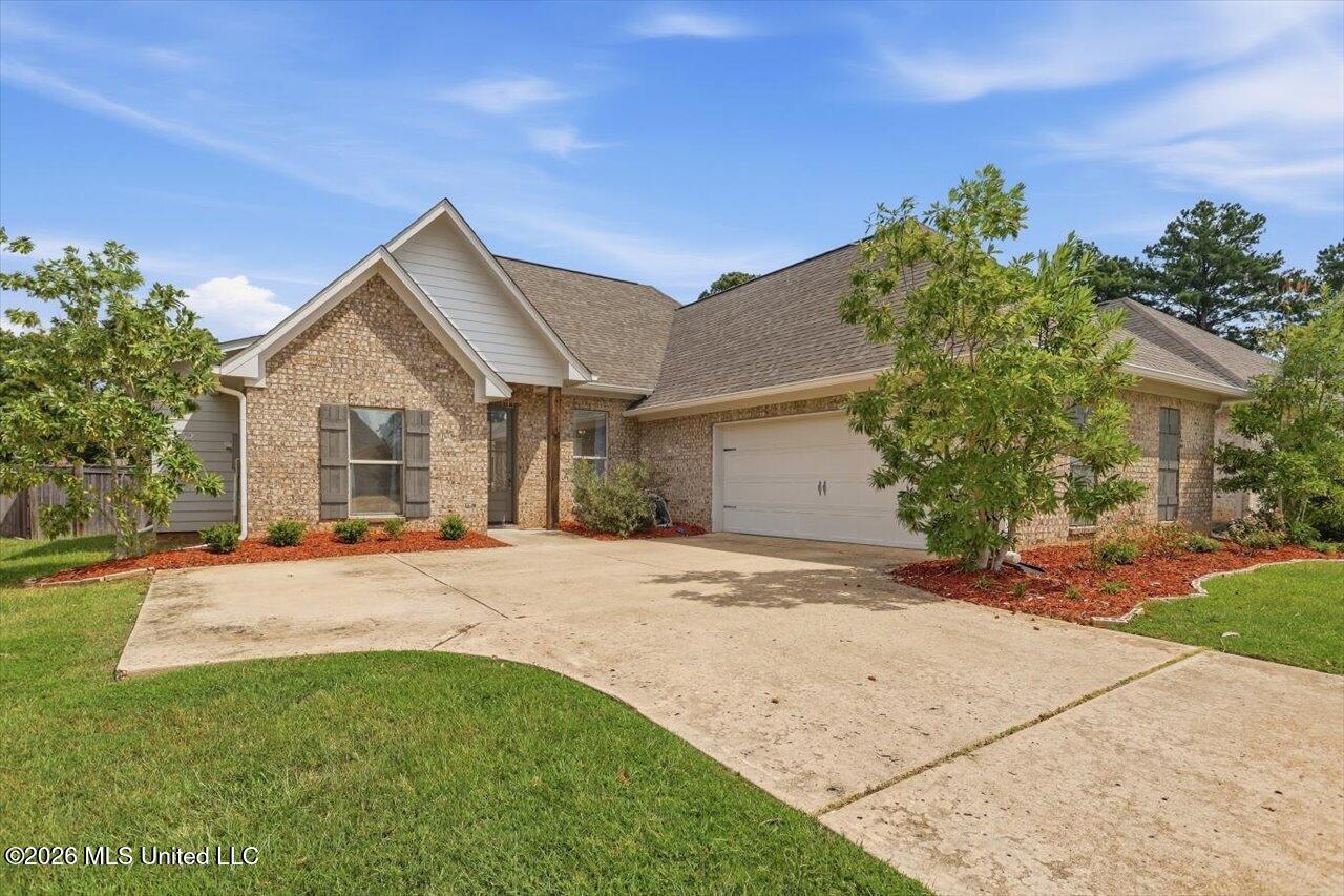 156 Magnolia Place Circle Brandon Mississippi United States, for Sale, residential, Jessica McLaurin, Rezults Realty, LLC